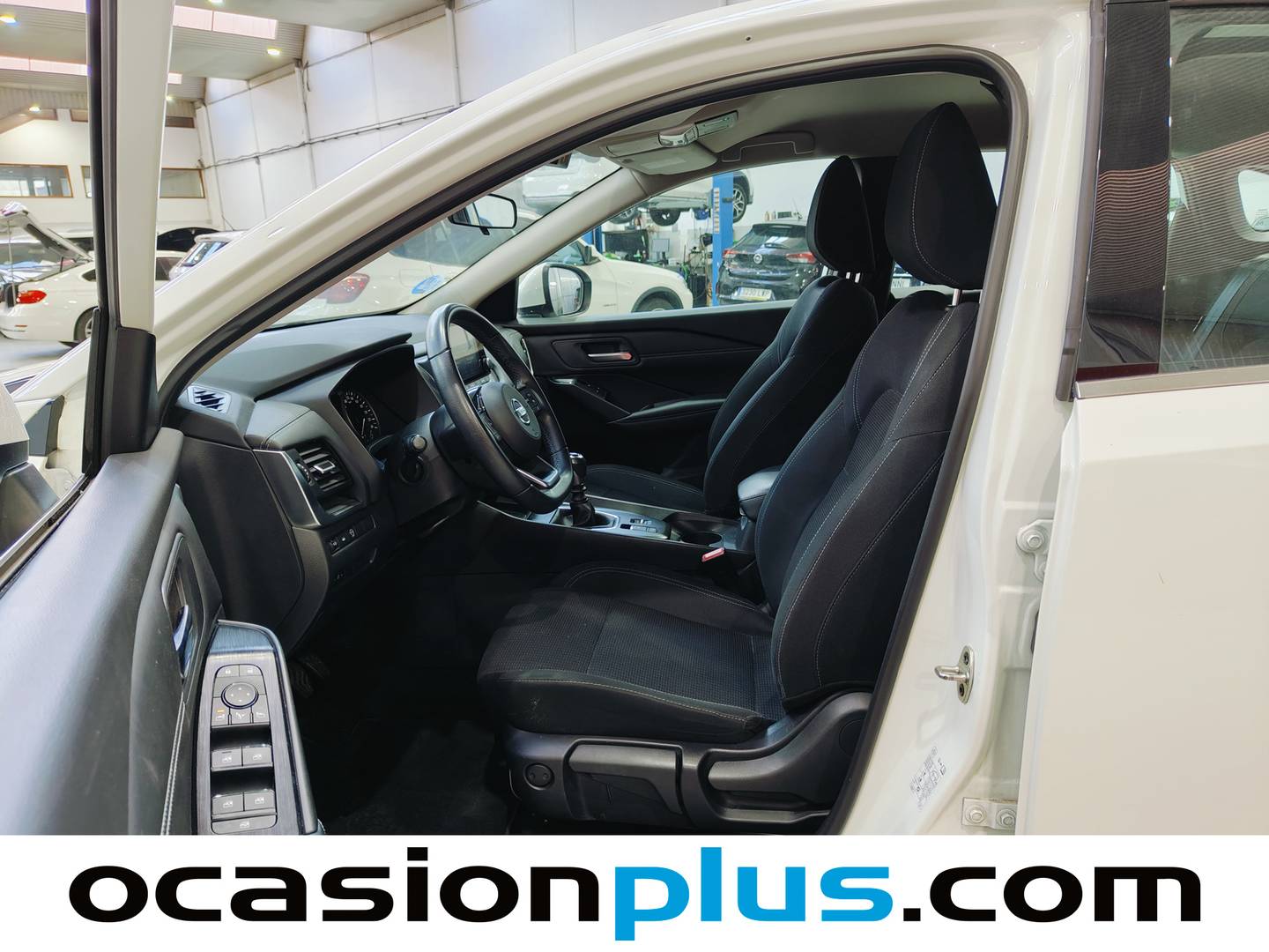 Foto asientos delanteros Nissan QASHQAI Nissan Qashqai DIG-T 140 mHEV Acenta 4x2 (140 CV)