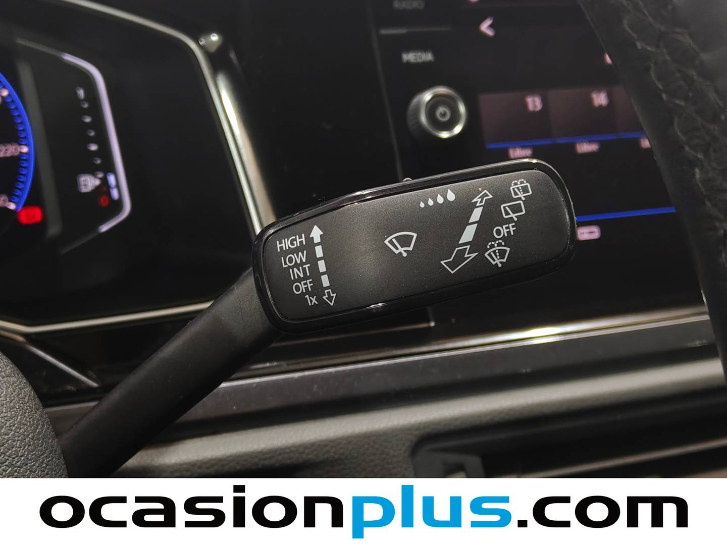 Foto Volkswagen Polo Volkswagen Polo Sport 1.0 TSI (95 CV) DSG Pack R-Line