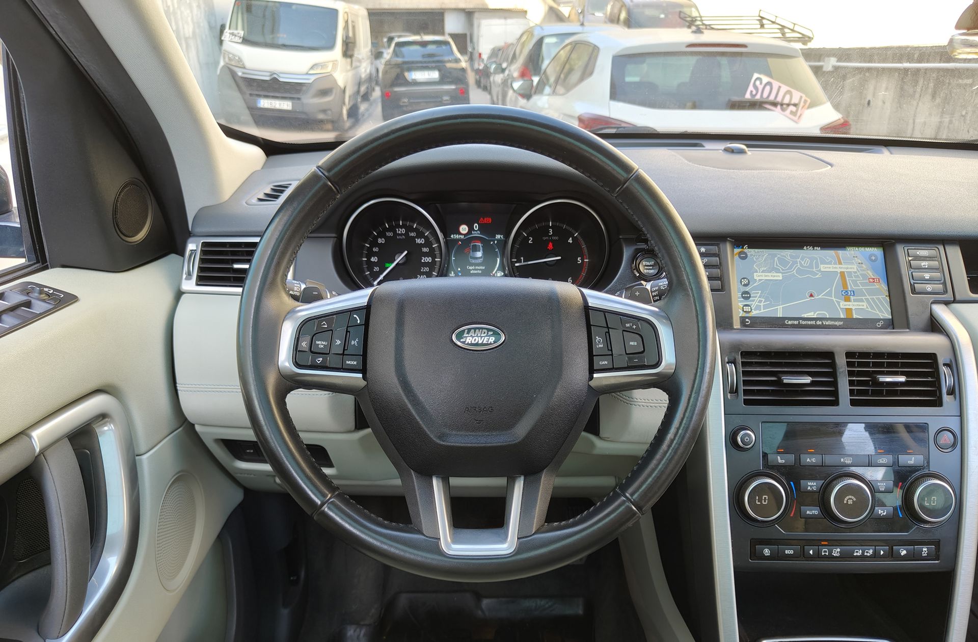 Land Rover Discovery Sport 2.0L SD4 SE 4WD 7 plazas - foto 25