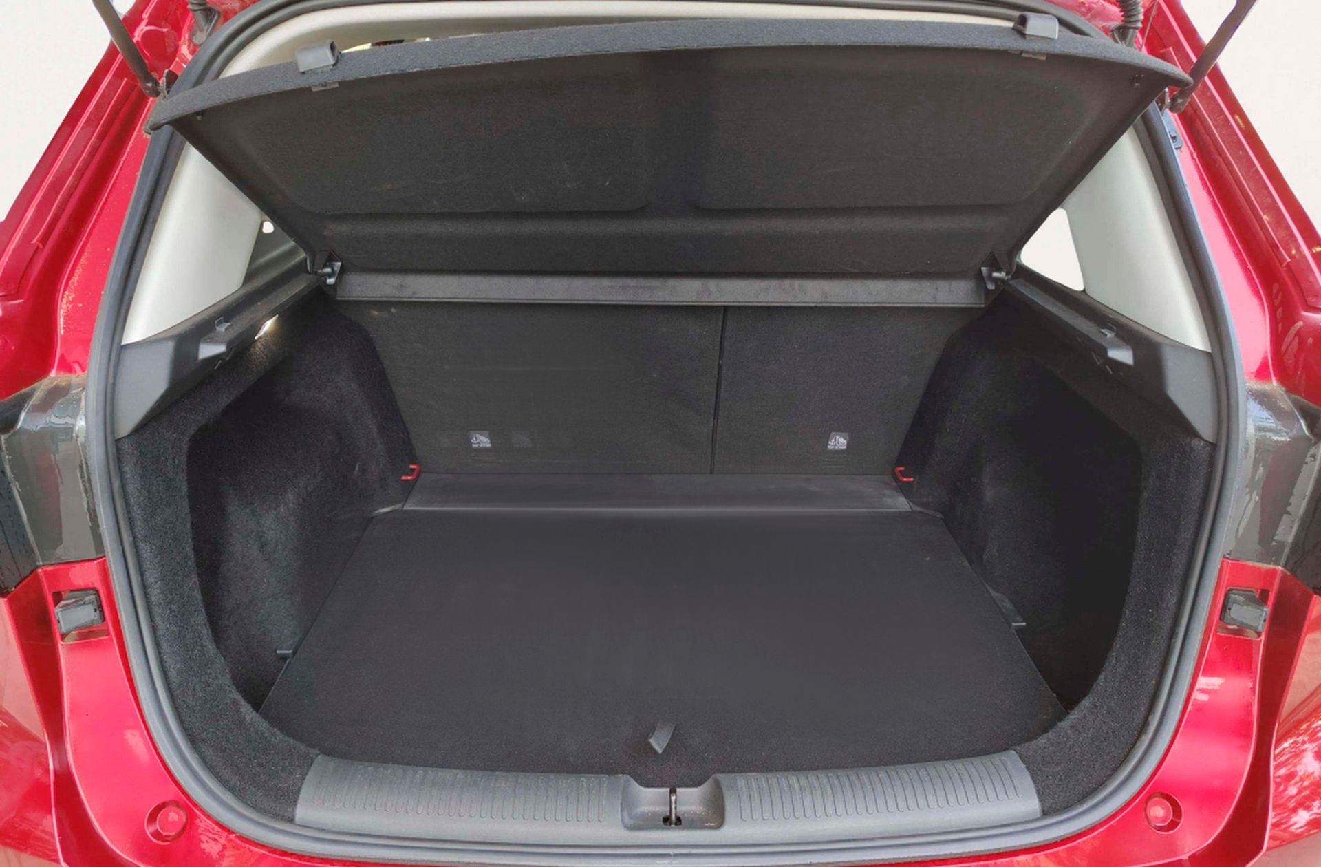 MG ZS 1.5 Hybrid+ Luxury - foto 18
