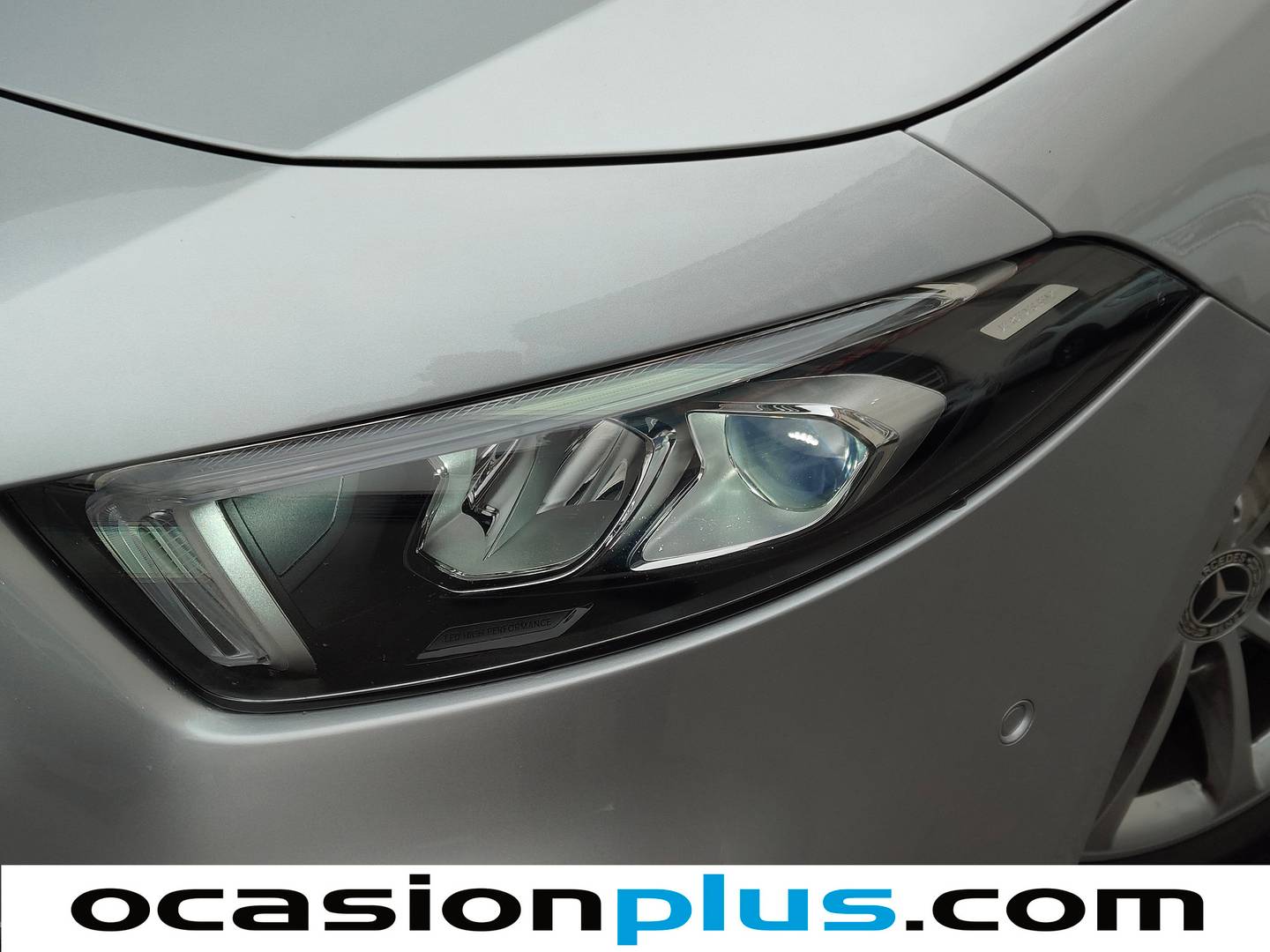 Acabados Mercedes Clase A Mercedes-Benz Clase A 180 d (116 CV)