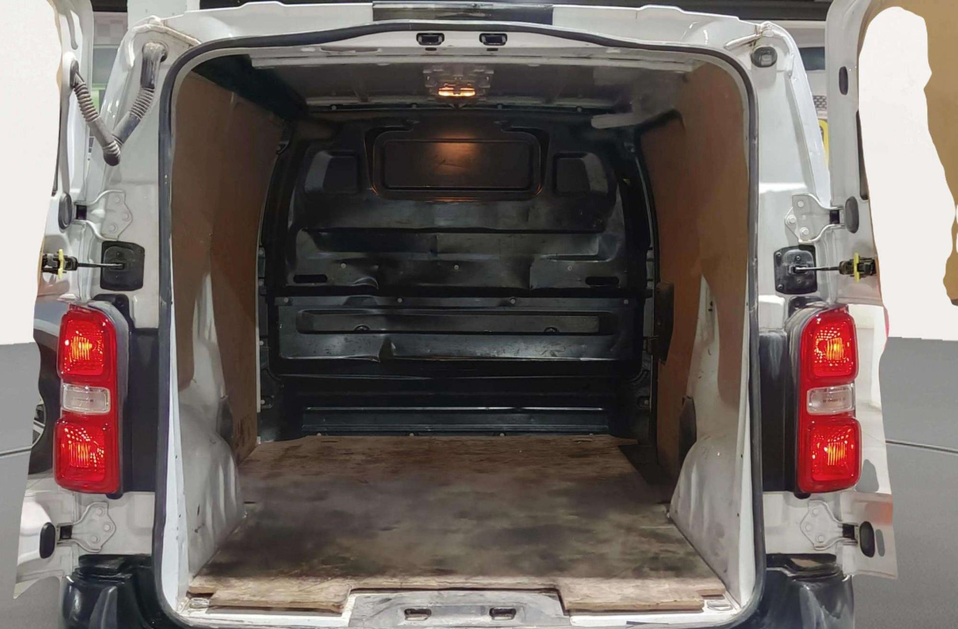 Citroën Jumpy Furgon BlueHDi 120 Talla M - foto 14