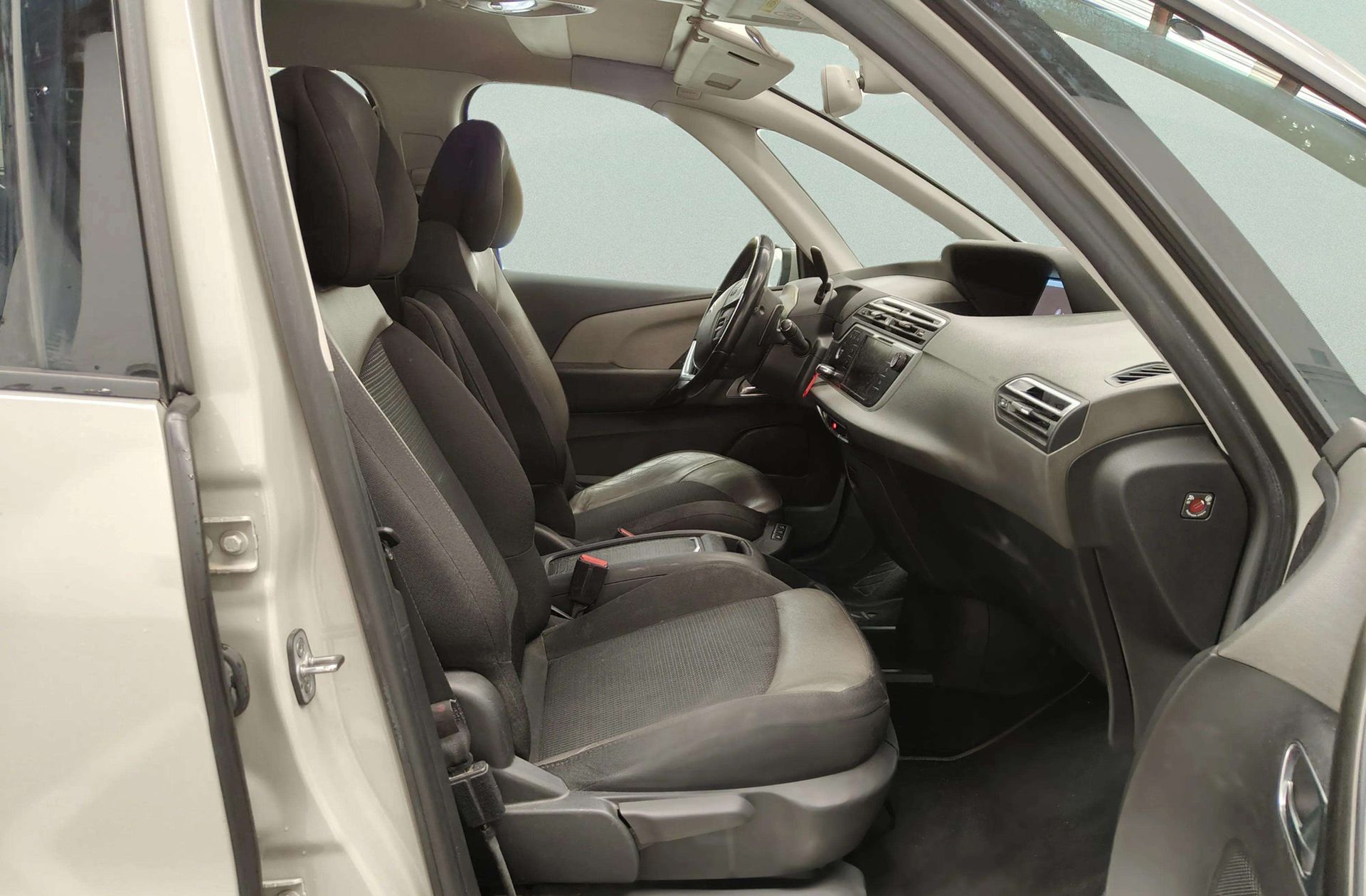Citroën C4 Grand SpaceTourer BlueHDi 150 Shine EAT8 7 plazas - foto 23