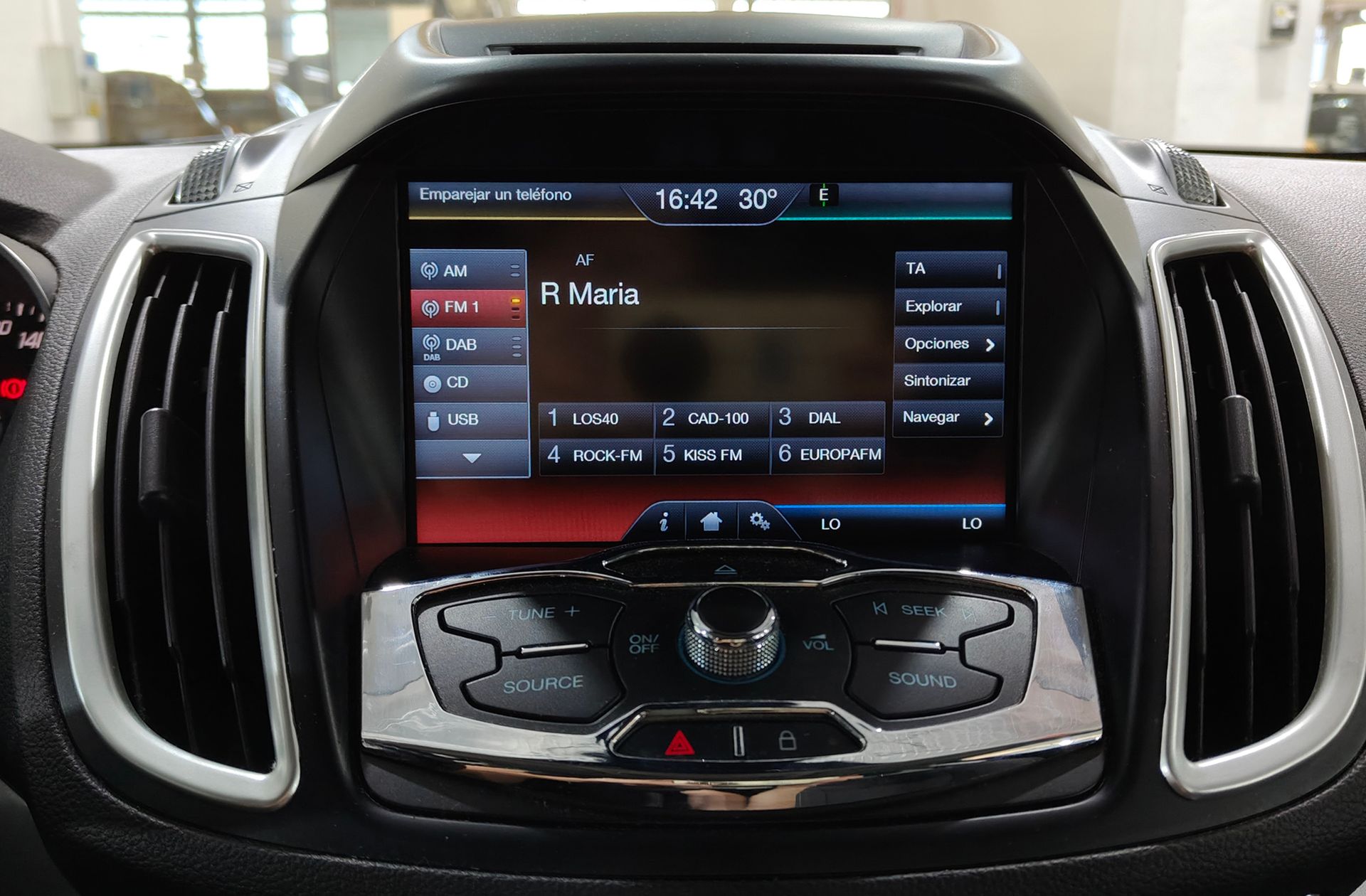 Ford Kuga 1.5 EcoBoost Trend 4x2 - foto 30