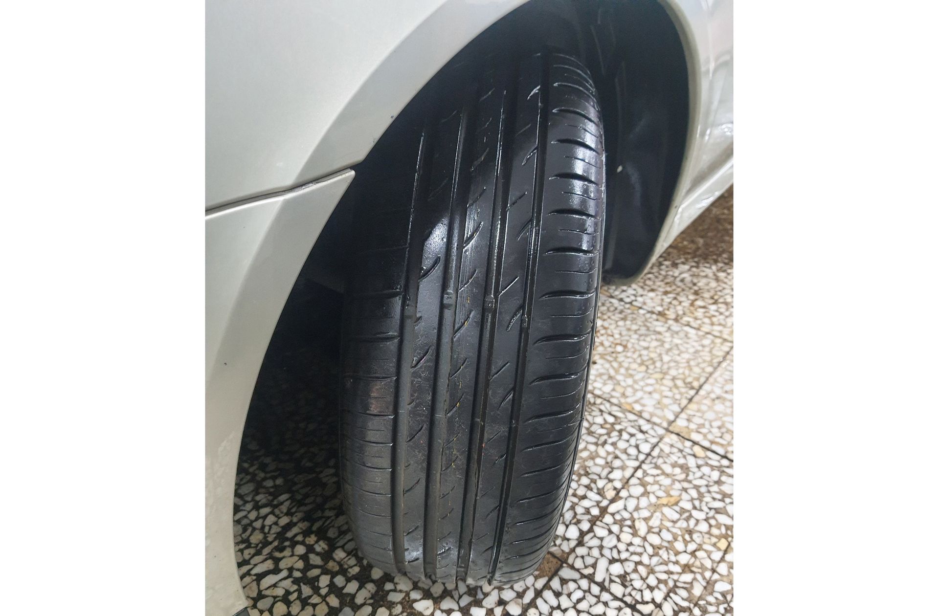Renault Laguna 1.9 dCi Expression - foto 33