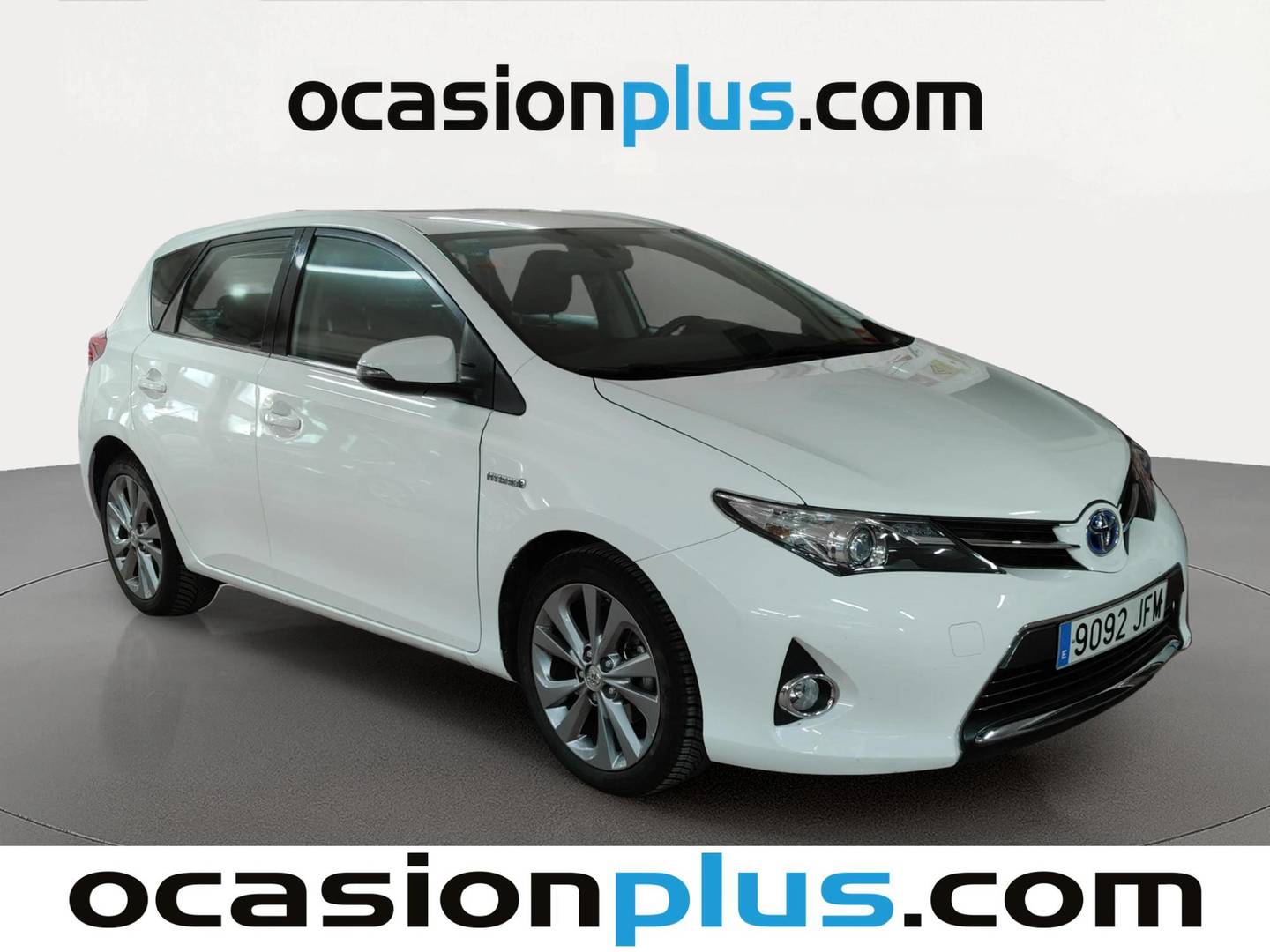 Foto delantera Toyota Auris Toyota Auris Hybrid Active (136 CV) derecha