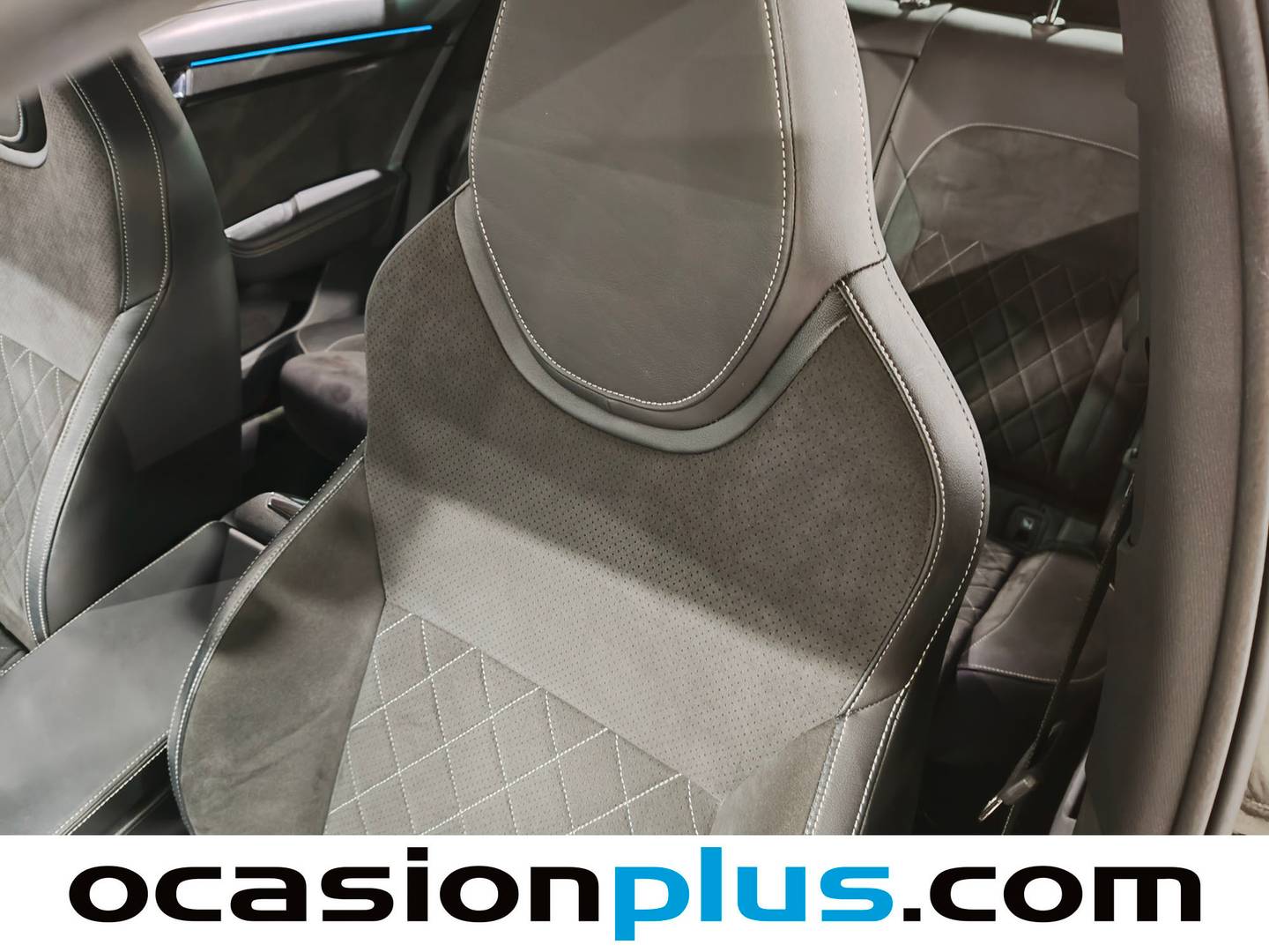 Paquetes del Skoda Superb Skoda Superb 1.5 TSI Sport Line DSG (150 CV)