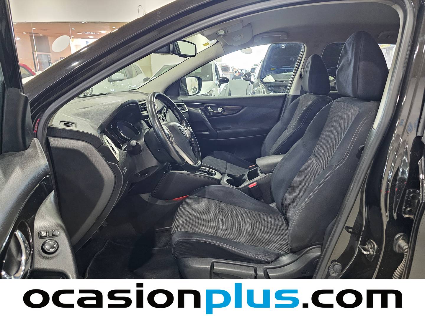 Foto Nissan QASHQAI Nissan Qashqai 1.6 dCi S&S 360 4x2 XTRONIC (130 CV)