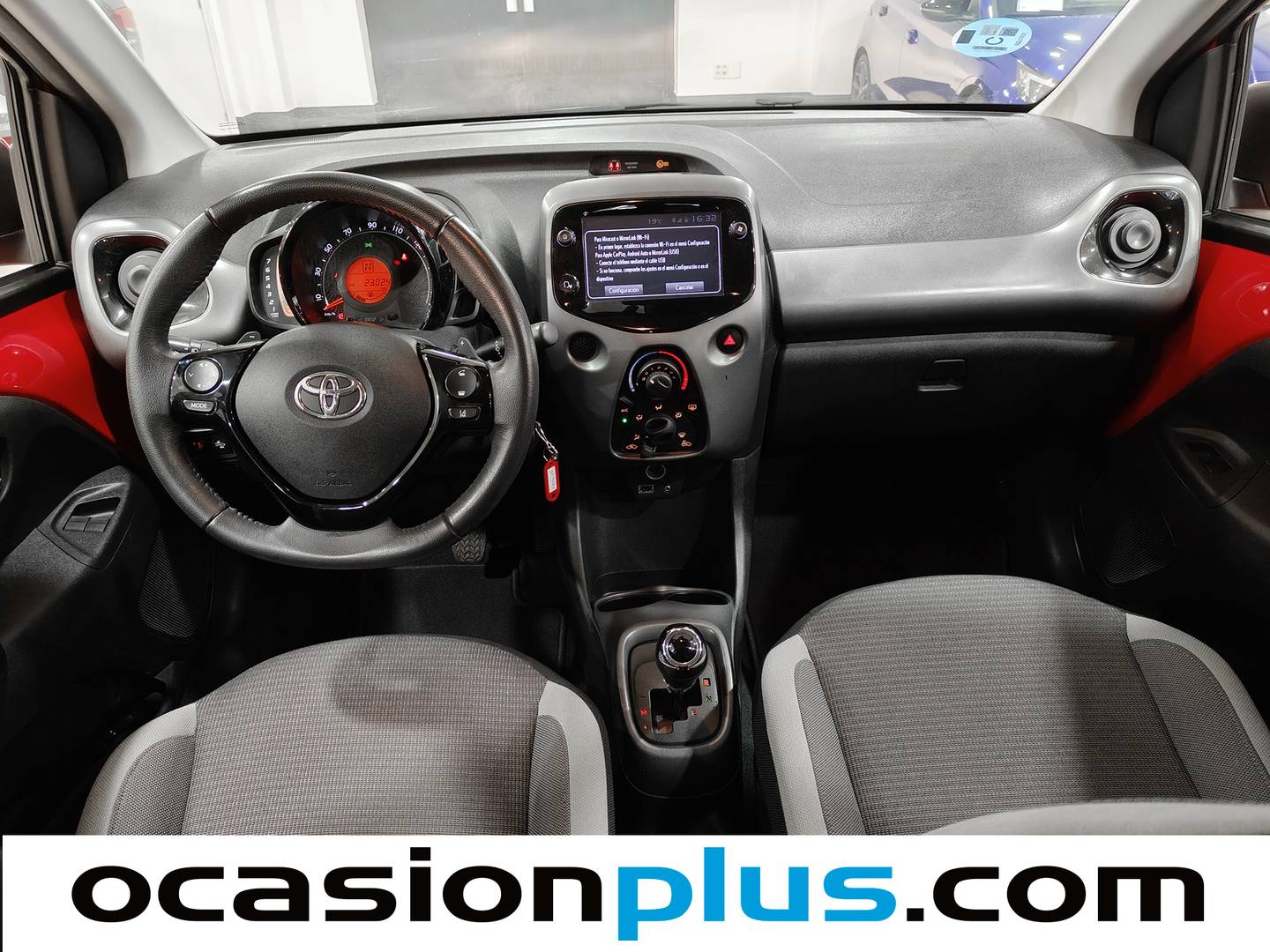 Foto Toyota Aygo Toyota Aygo 1.0 70 x-play (72 CV)