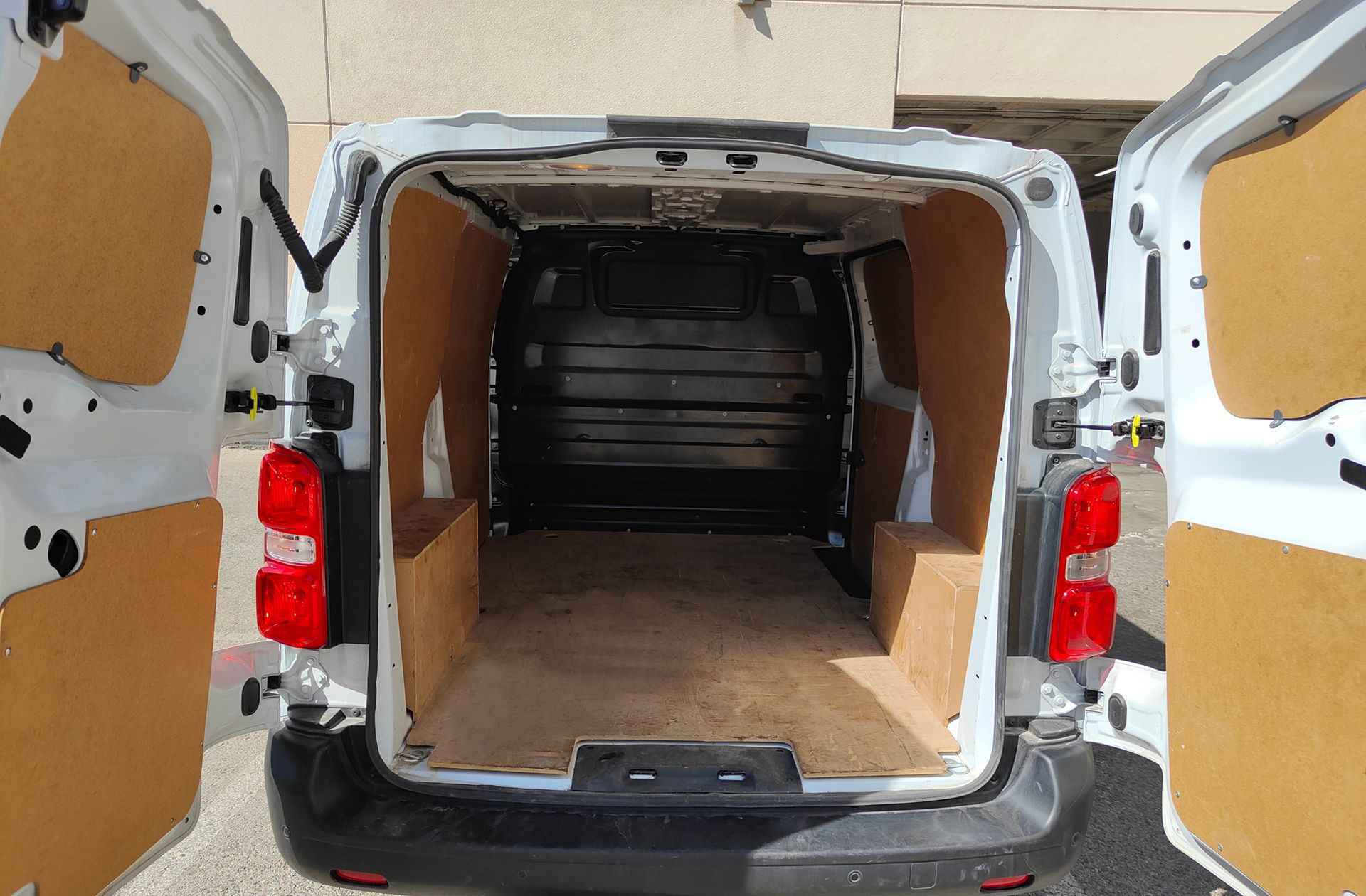 Opel Vivaro Furgon BlueHDi 120 - foto 13