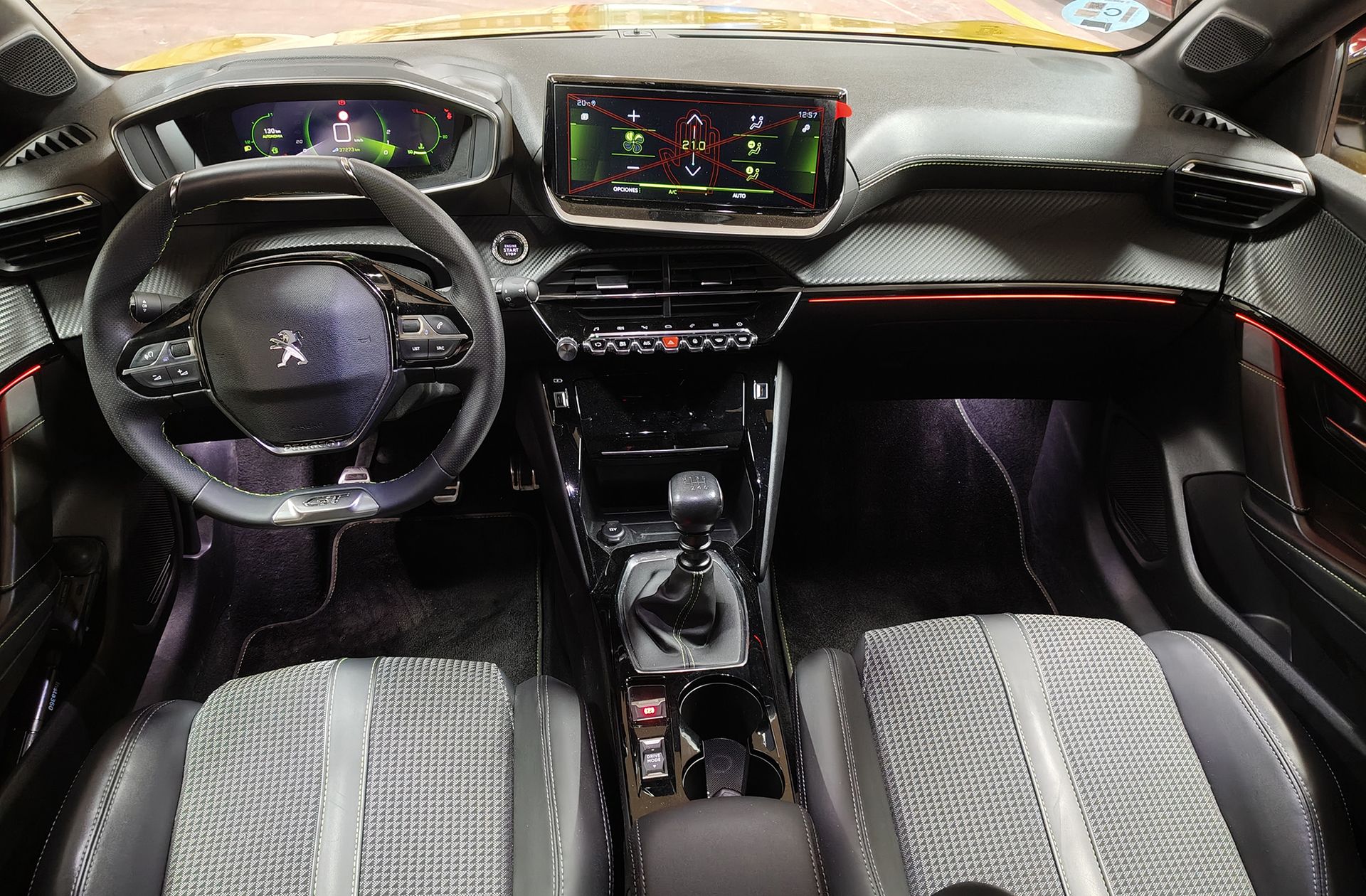 Peugeot 208 PureTech 100 GT - foto 6