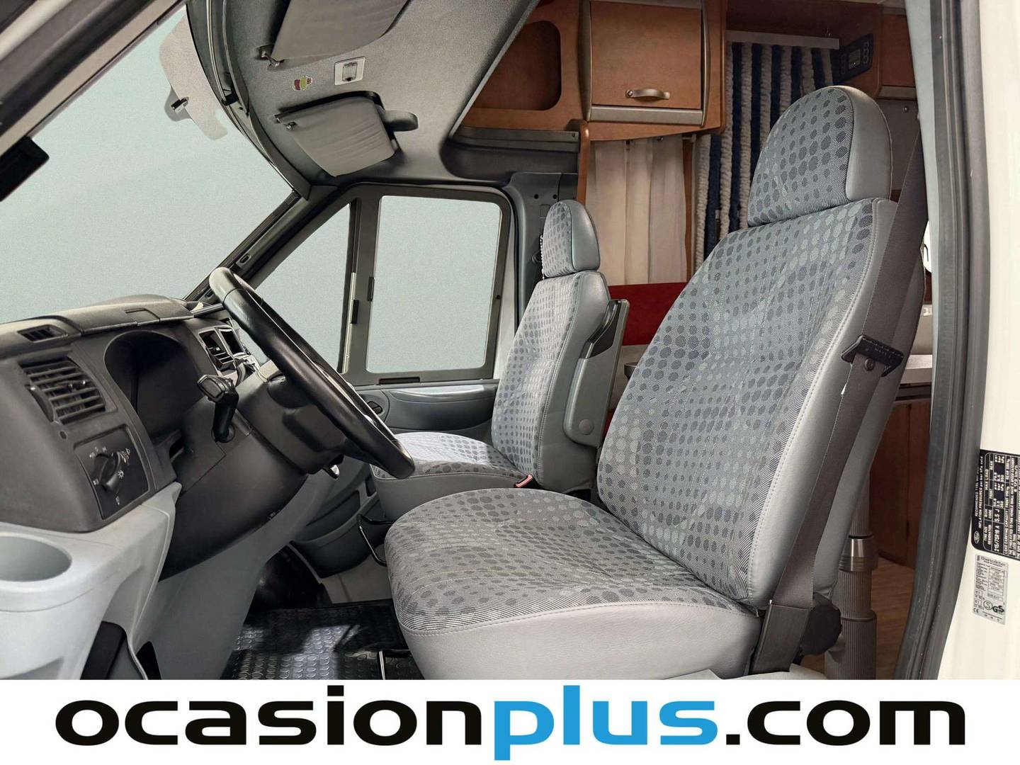 Foto asientos delanteros Benimar Tessoro 440 Benimar Tessoro 440 UP (131 CV)