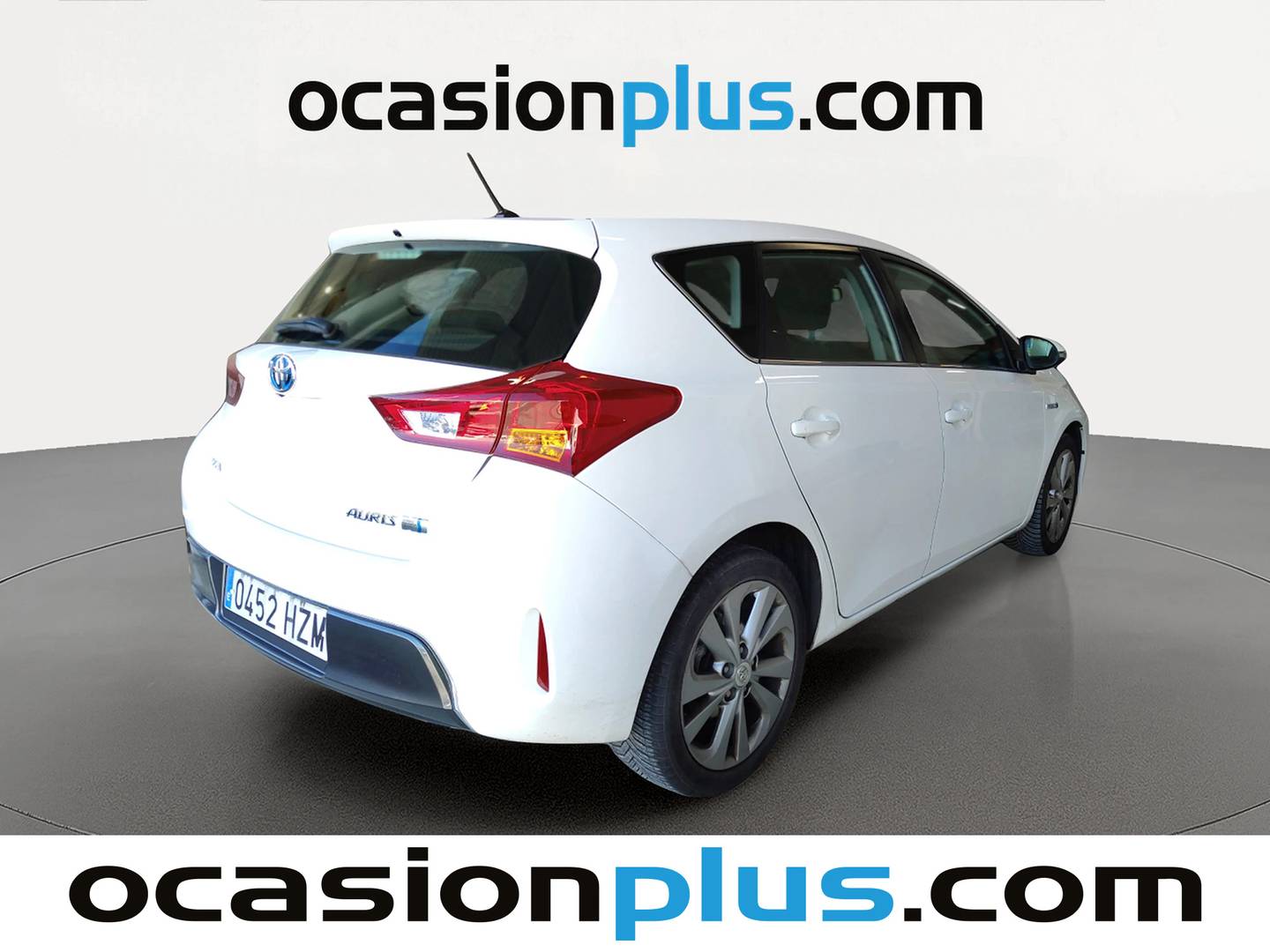 Foto trasera Toyota Auris Toyota Auris Hybrid Active (136 CV) derecha