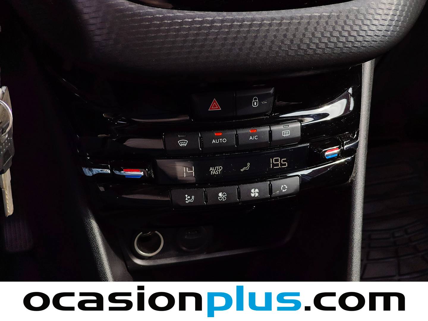 Peugeot 208 Peugeot 208 PureTech 82 S&S Tech Edition (82 CV) gasolina