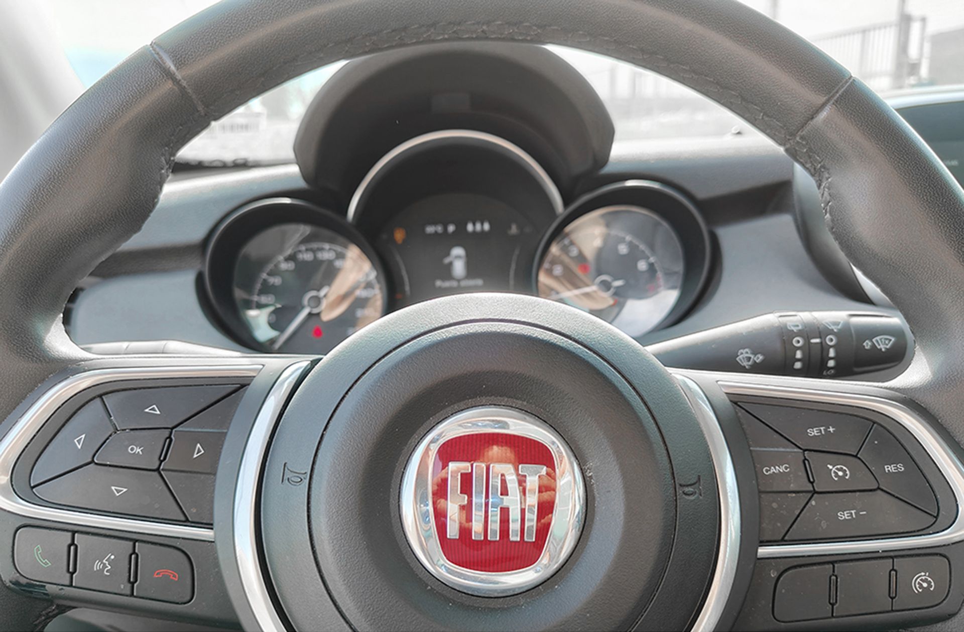 Fiat 500X 1.3 Firefly Cross T4 DCT - foto 22