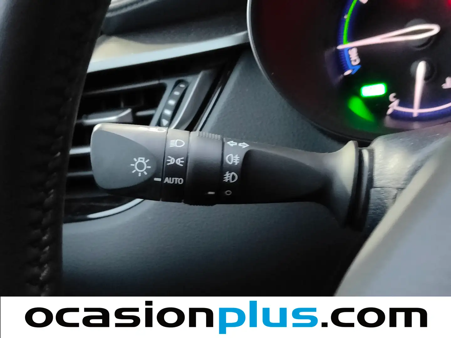 Foto Toyota C-HR Toyota C-HR 180H Advance (184 CV)