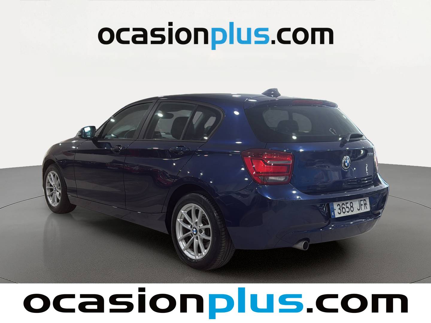 Foto trasera BMW Serie 1 BMW Serie 1 116d (116 CV) derecha