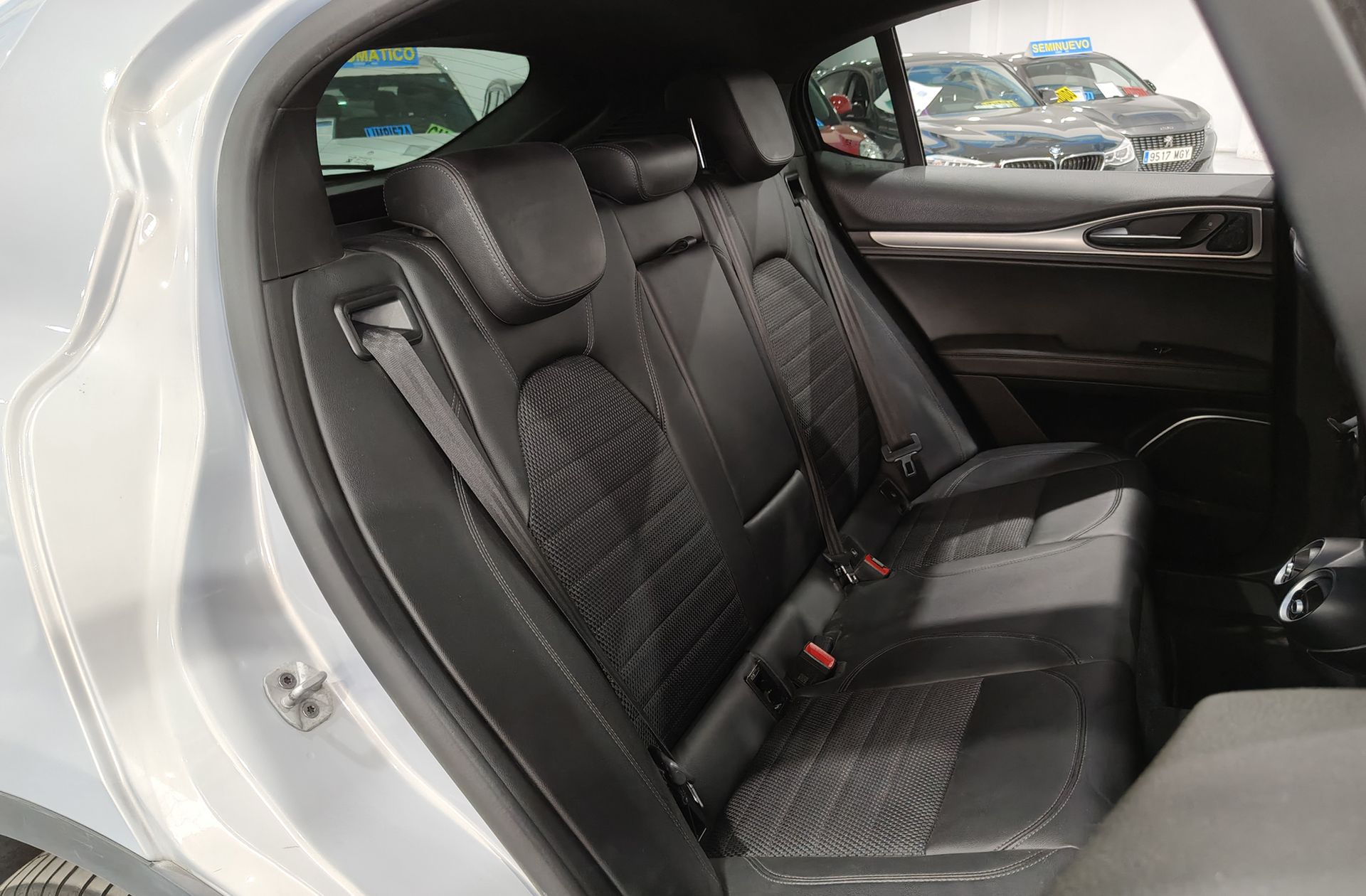 Alfa Romeo Stelvio 2.2 Diesel Sprint AWD - foto 19