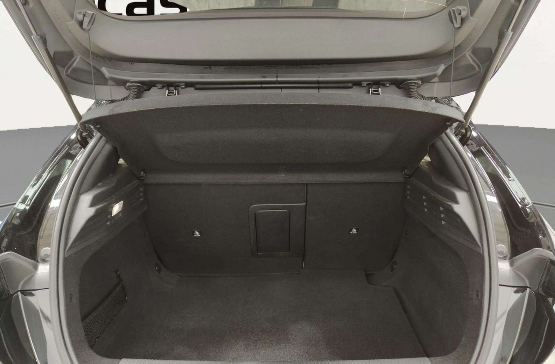 Peugeot 308 BlueHDi 130 Allure EAT8 - foto 20