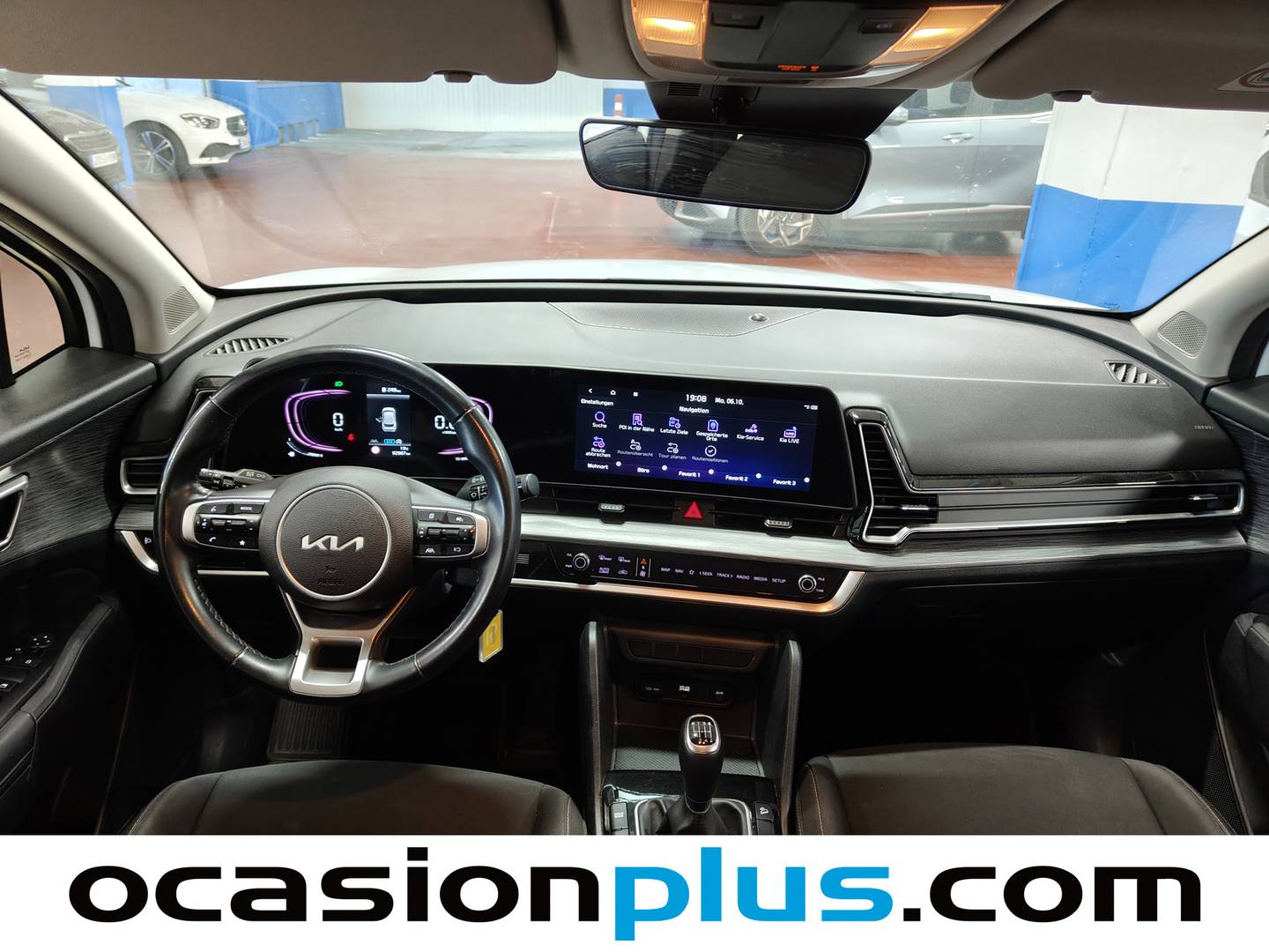 Foto KIA Sportage Kia Sportage 1.6 CRDi MHEV Business 4x2 (136 CV)