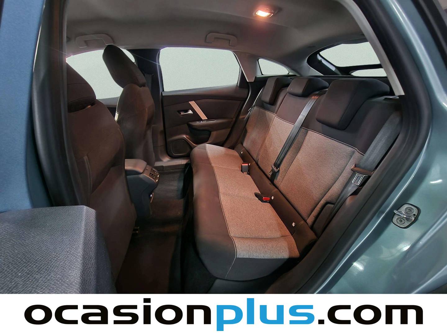 Foto asientos traseros Citroën C4 Citroën C4 BlueHDi 110 S&S Feel (110 CV)