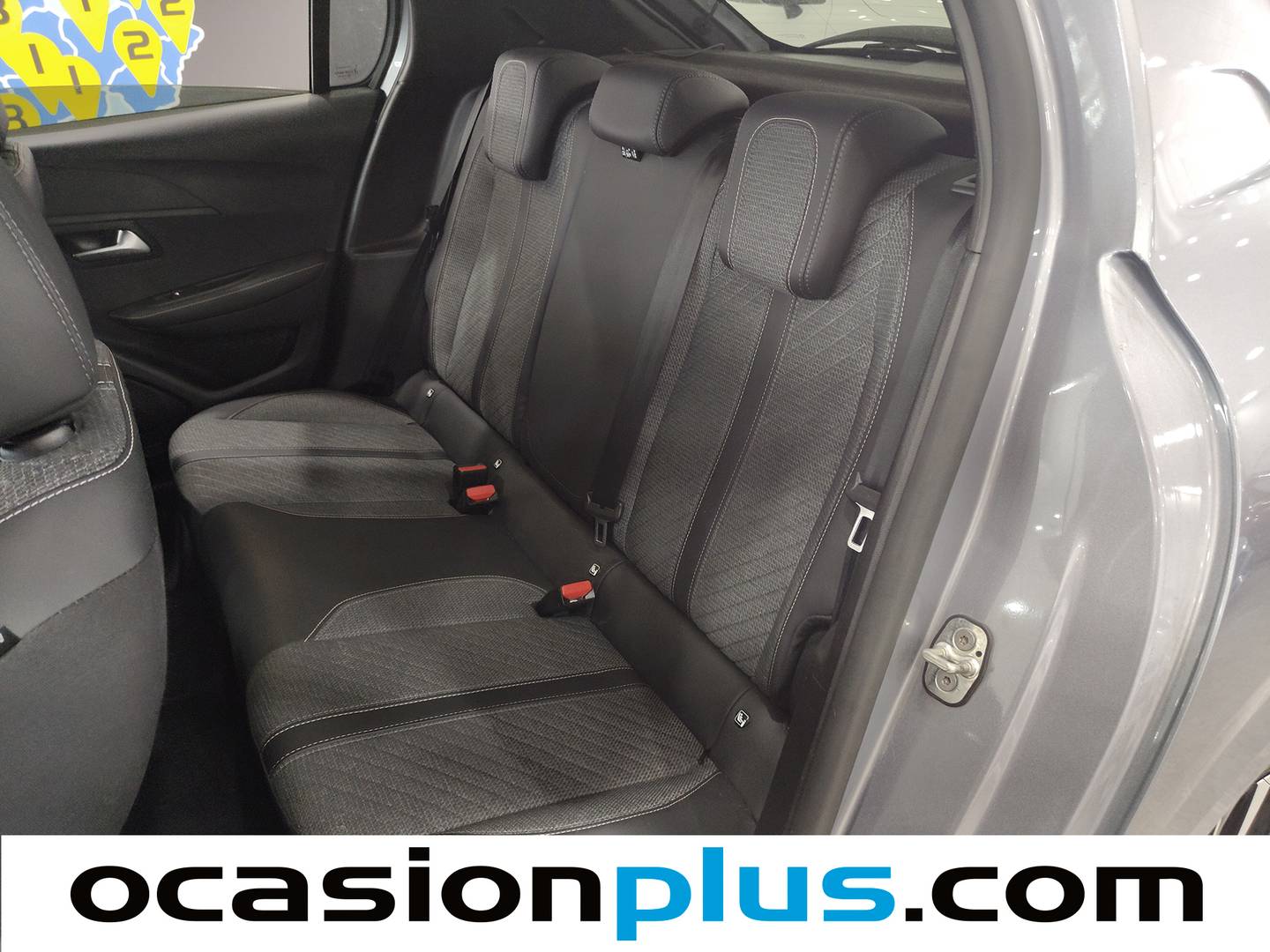 Foto asientos traseros Peugeot 208 Peugeot 208 PureTech 100 Allure (100 CV)