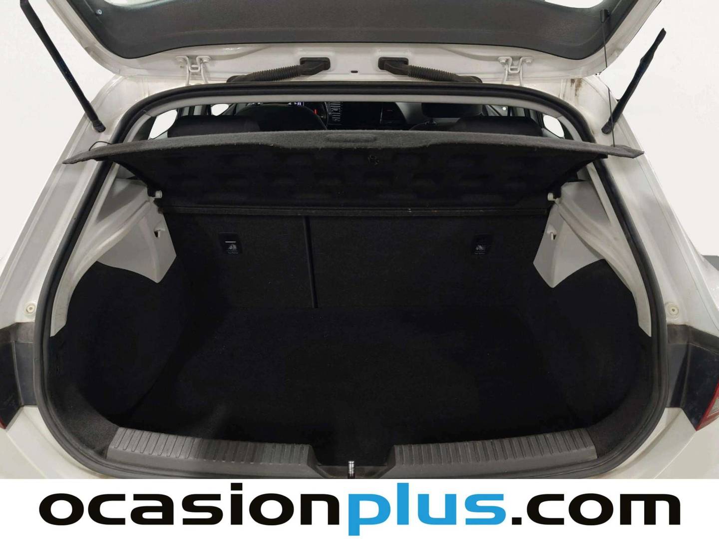 Fotos maletero Seat León Seat León 1.4 TGI GNC S&S Style (110 CV)