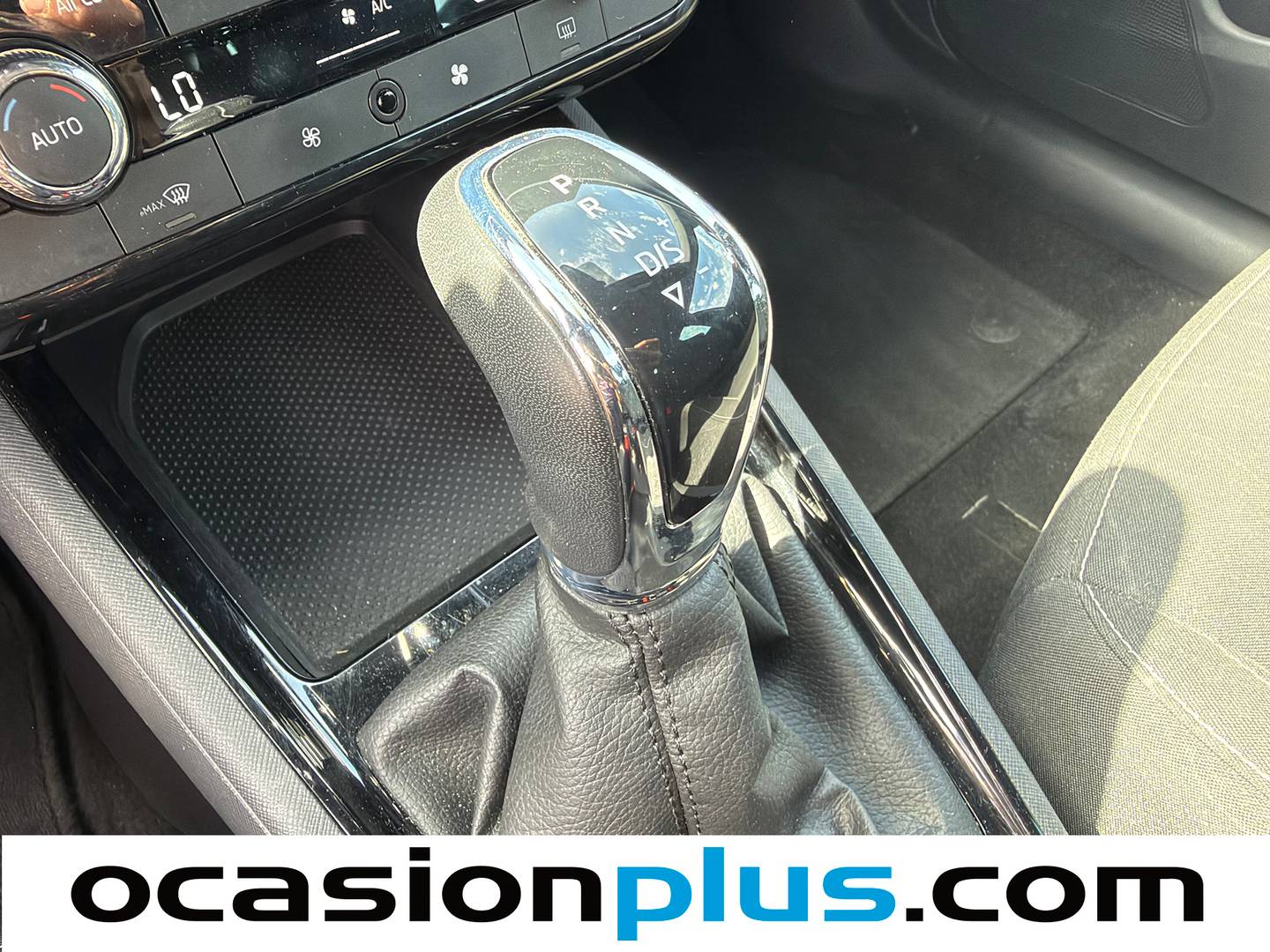 Skoda Kamiq Skoda Kamiq 1.0 TSI Design DSG (115 CV) de segunda mano