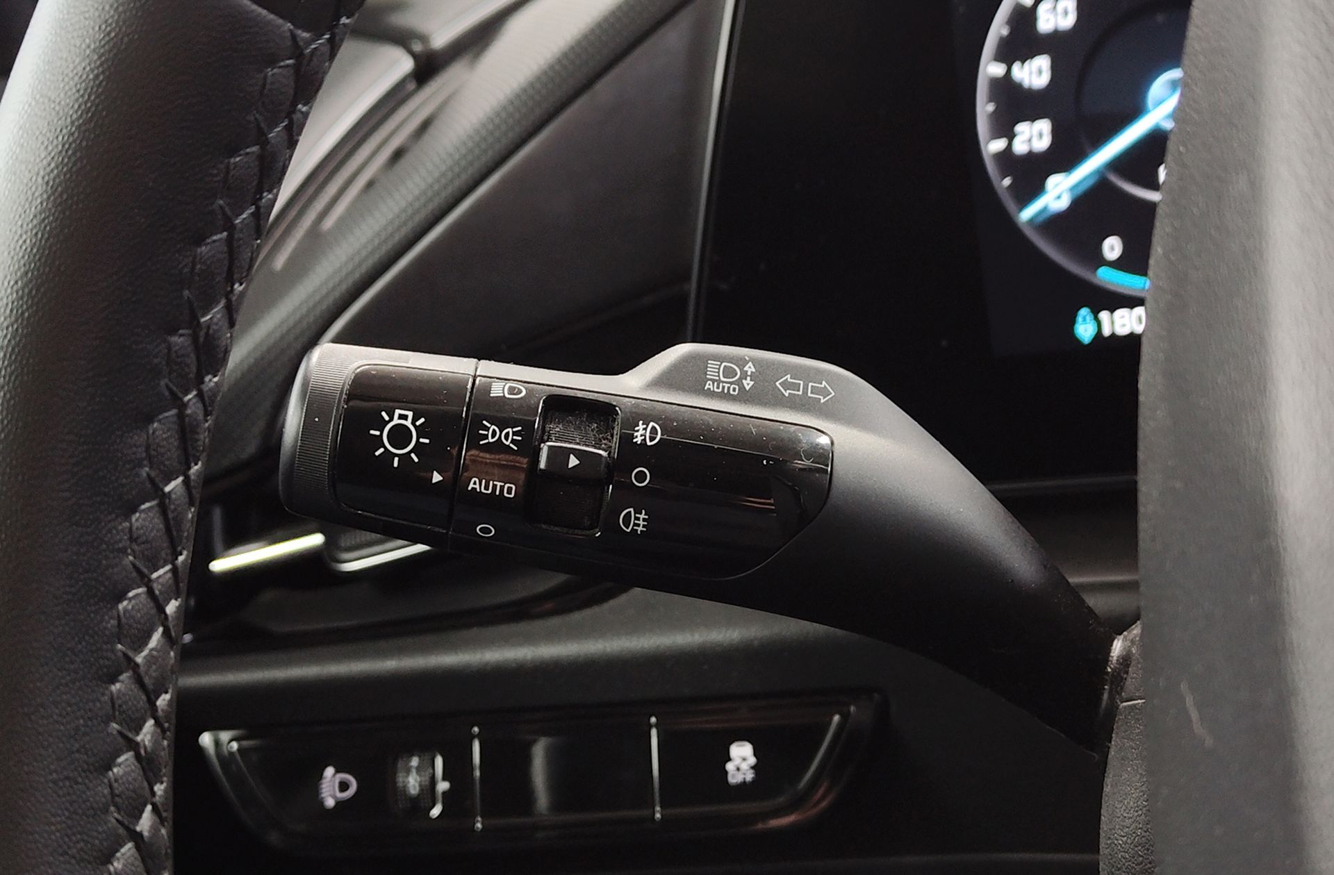 Kia Niro Drive (Long Range) - foto 28