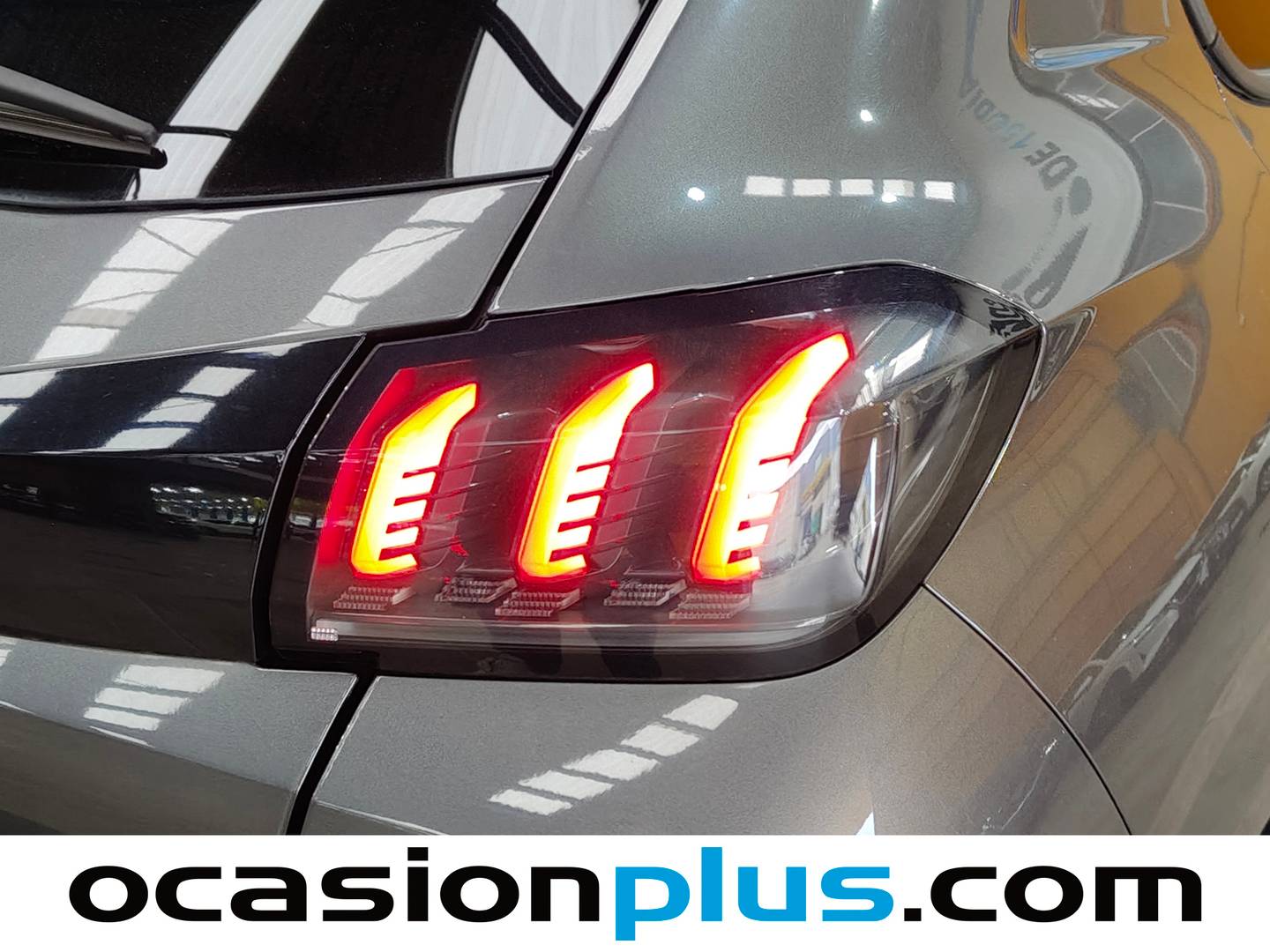 Foto Peugeot 208 Peugeot 208 PureTech 100 Allure (100 CV)