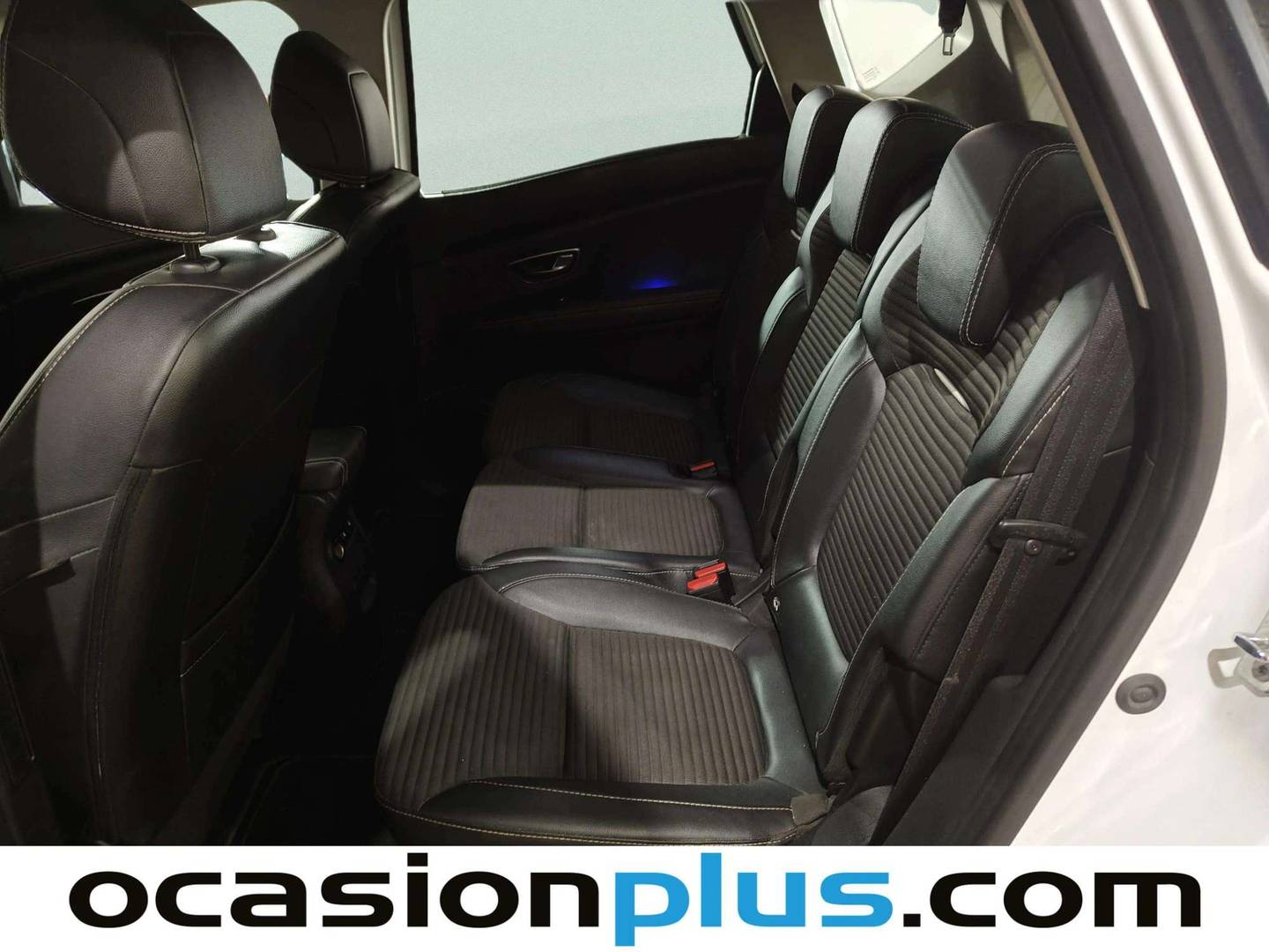 Foto asientos traseros Renault Scénic Renault Scenic Zen Blue dCi (120 CV)