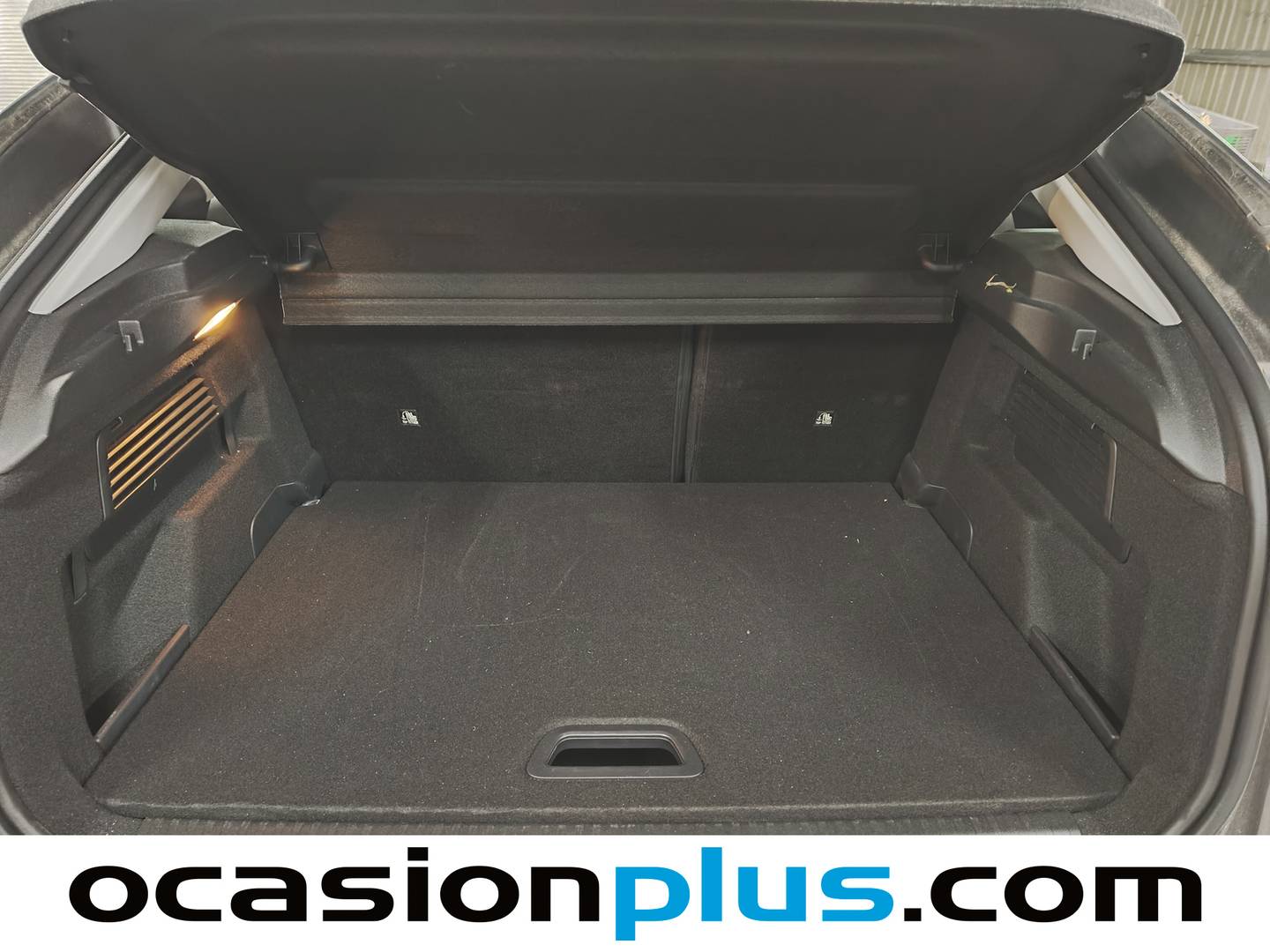 Fotos maletero Citroën C4 Citroen C4 PureTech 130 S&S 6v Plus (131 CV)