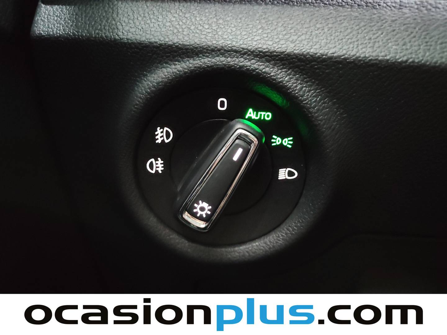 Foto Skoda Kamiq Skoda Kamiq 1.0 TSI Sport 81 kW (110 CV)