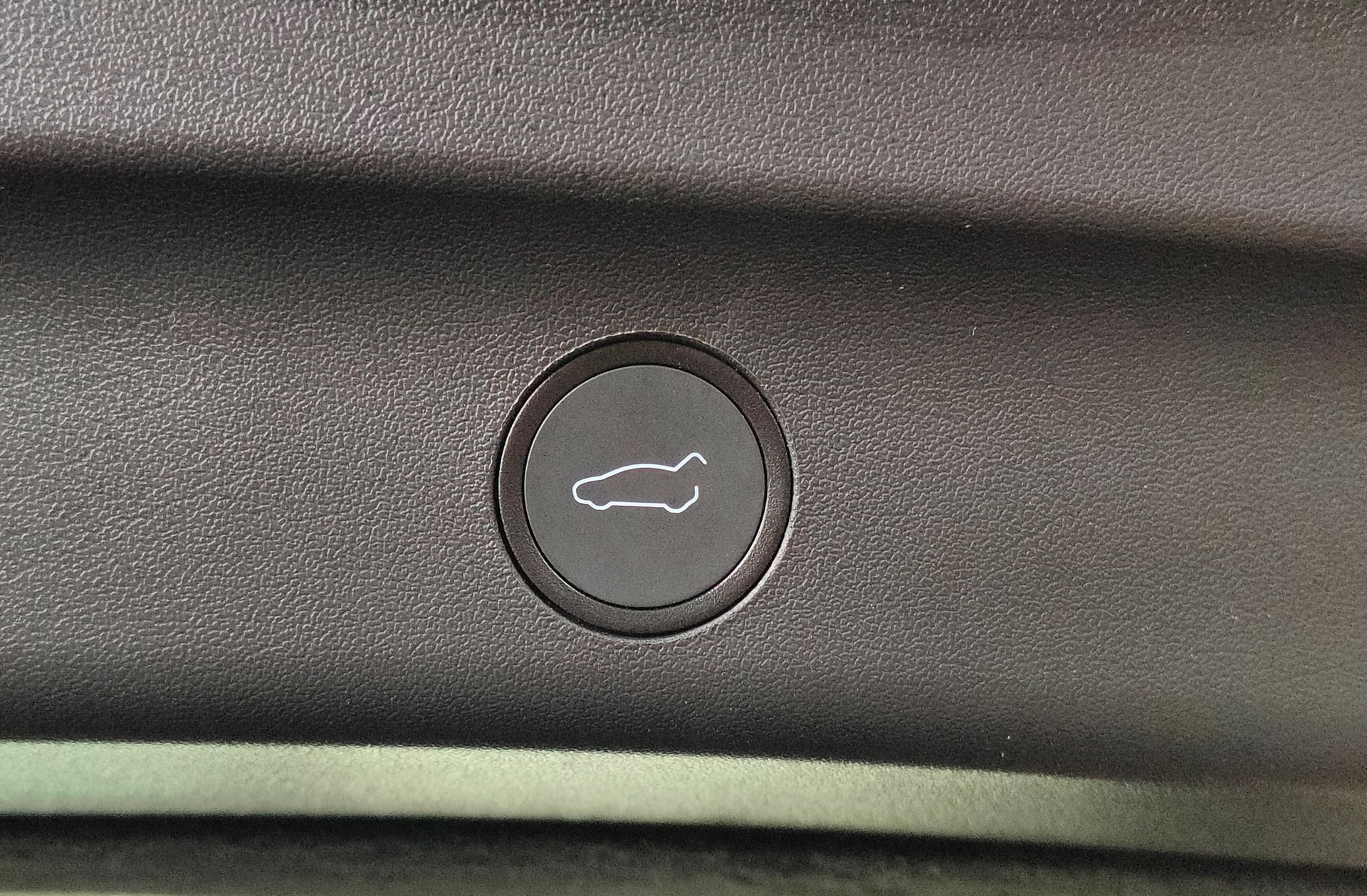 Tesla Model Y Tracción Trasera RWD - foto 19