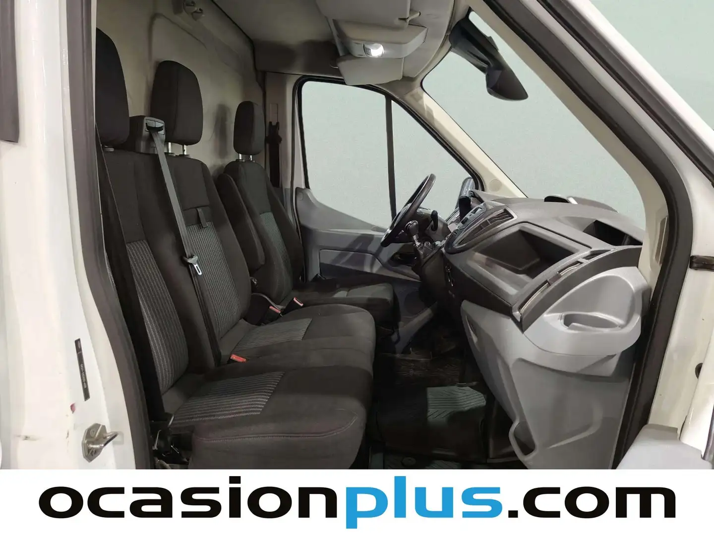 Foto Ford Transit Ford Transit Furgon 310 L3H2 Trend Delantera (130 CV)