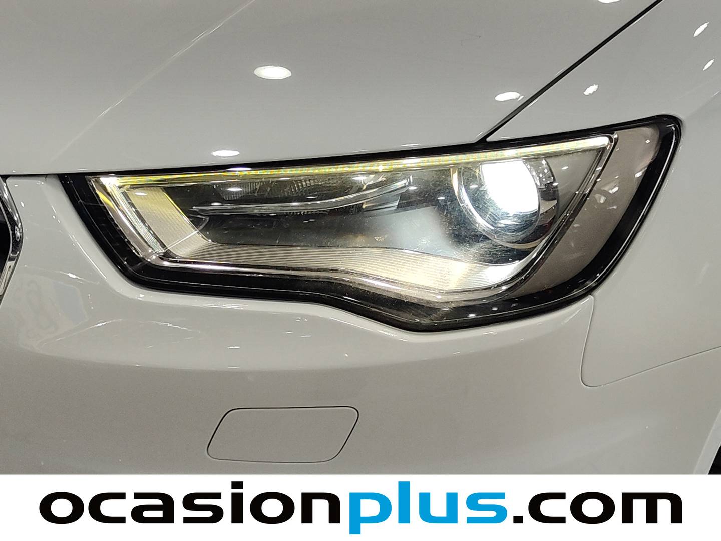 Extras y acabados del Audi A3 Audi A3 Cabrio Ambition 1.4 TFSI CoD (140 CV) S tronic