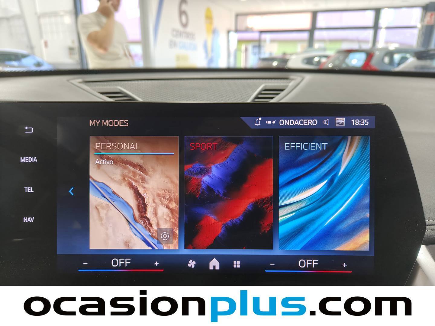 Foto BMW X1 BMW X1 sDrive18i (136 CV)