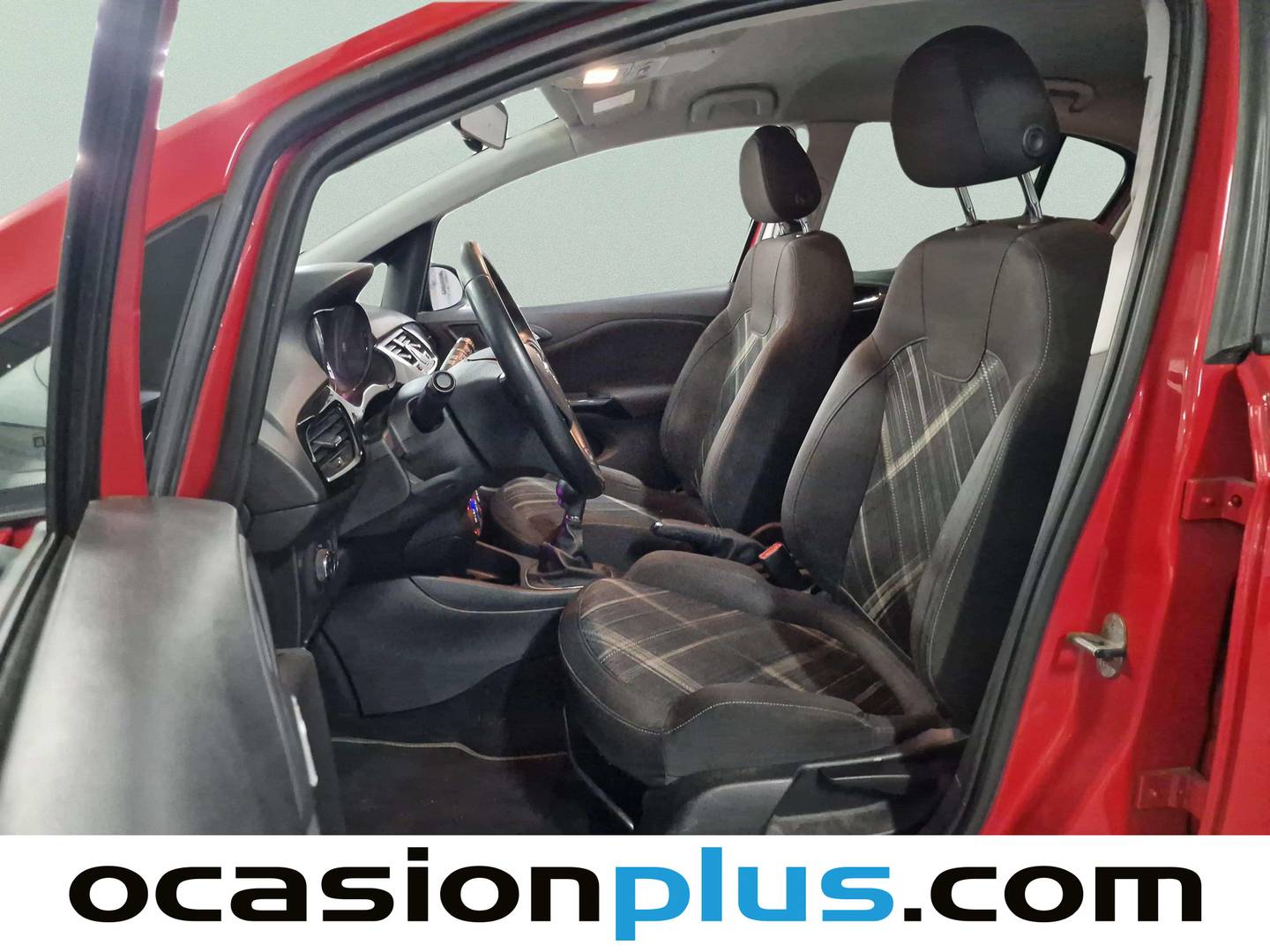 Foto asientos delanteros Opel Corsa Opel Corsa 1.4 Turbo S&S Color Edition (100 CV)