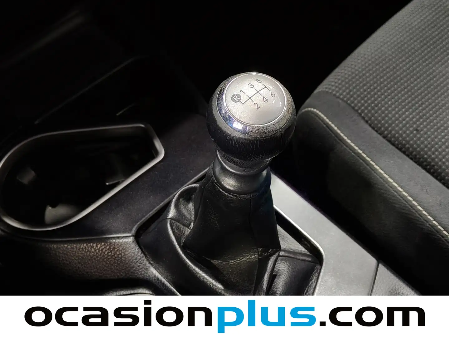 Foto Toyota Rav4 Toyota Rav4 Advance 2WD Pack Drive (143 CV)