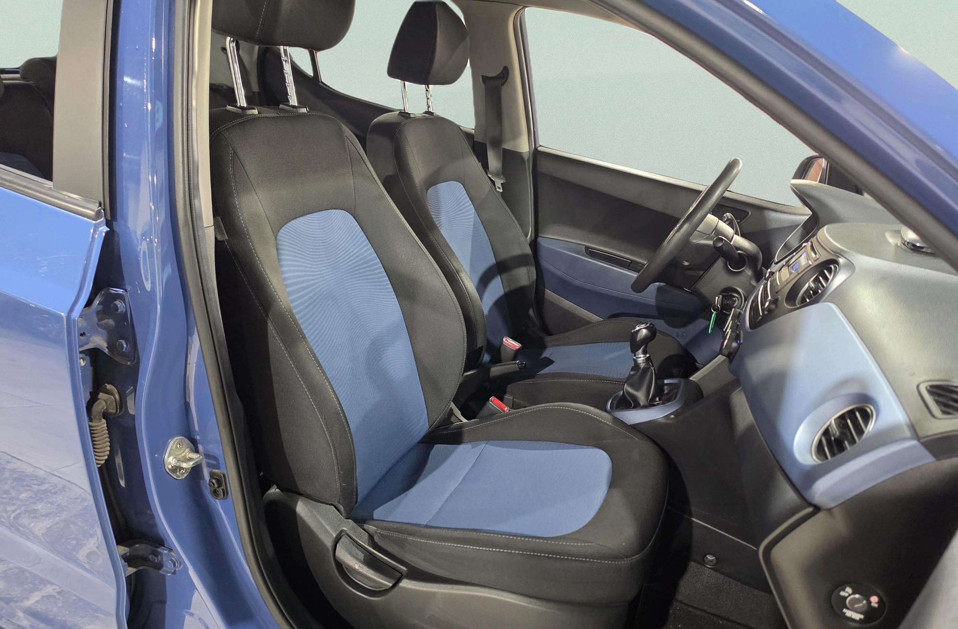 Hyundai i10 1.0 Tecno Blue - foto 14