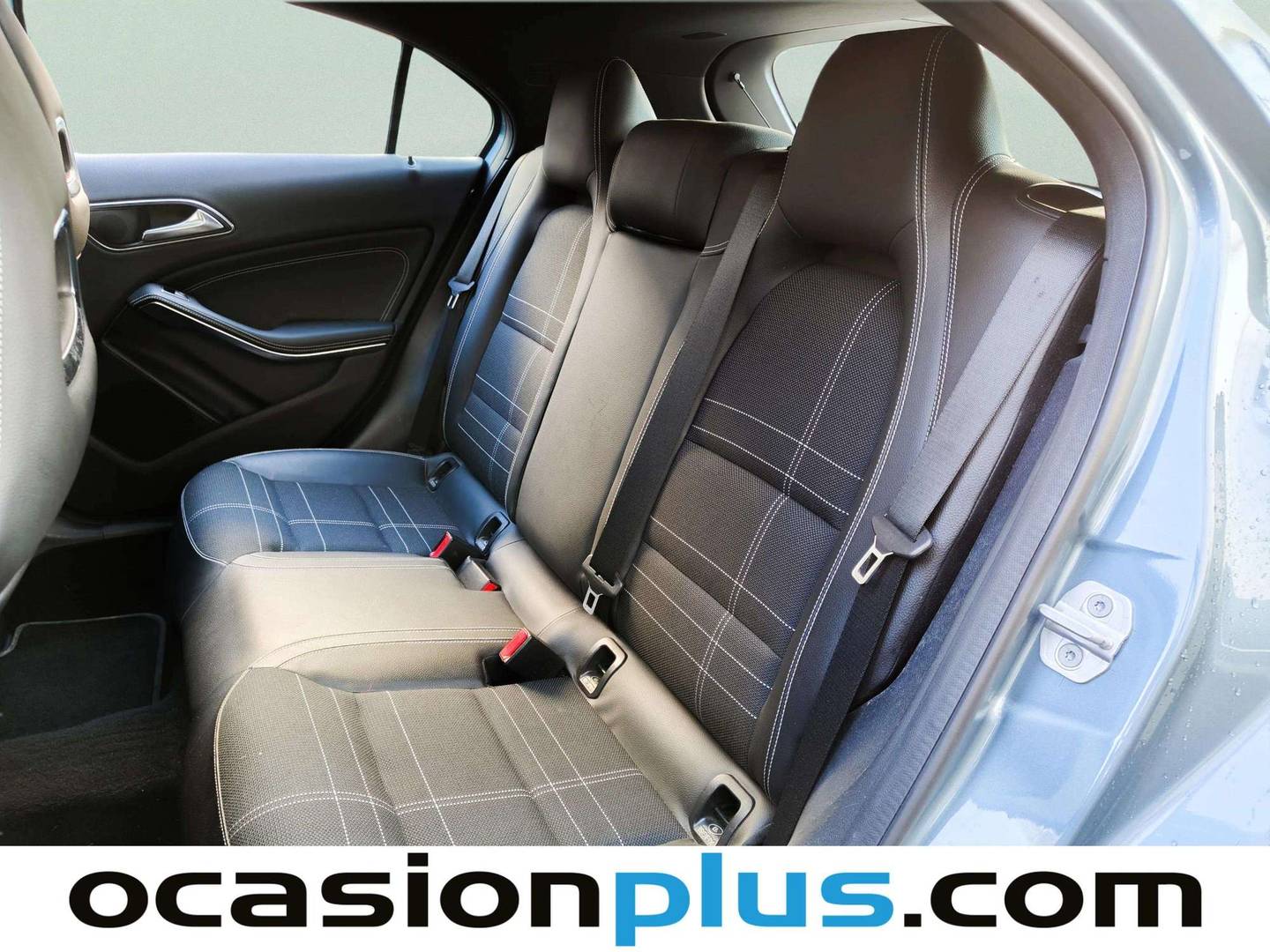 Foto asientos traseros Mercedes Clase A Mercedes-Benz Clase A 200 CDI Blue Efficiency Urban (136 CV)