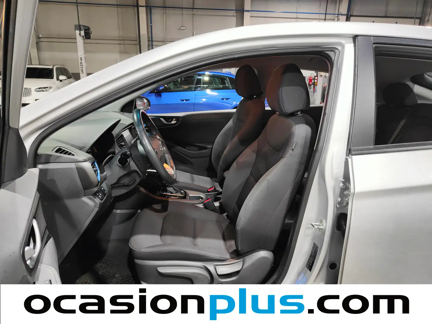 Foto Hyundai IONIQ Hyundai Ioniq 1.6 GDI HEV Klass Nav DCT (141 CV)