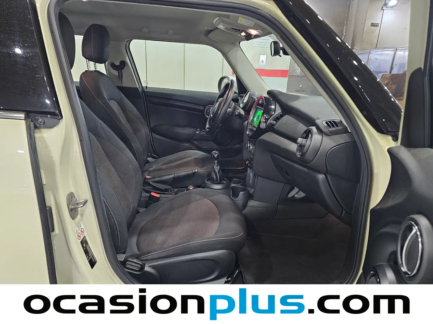 Foto Mini MINI MINI MINI 5 Puertas One (102 CV)