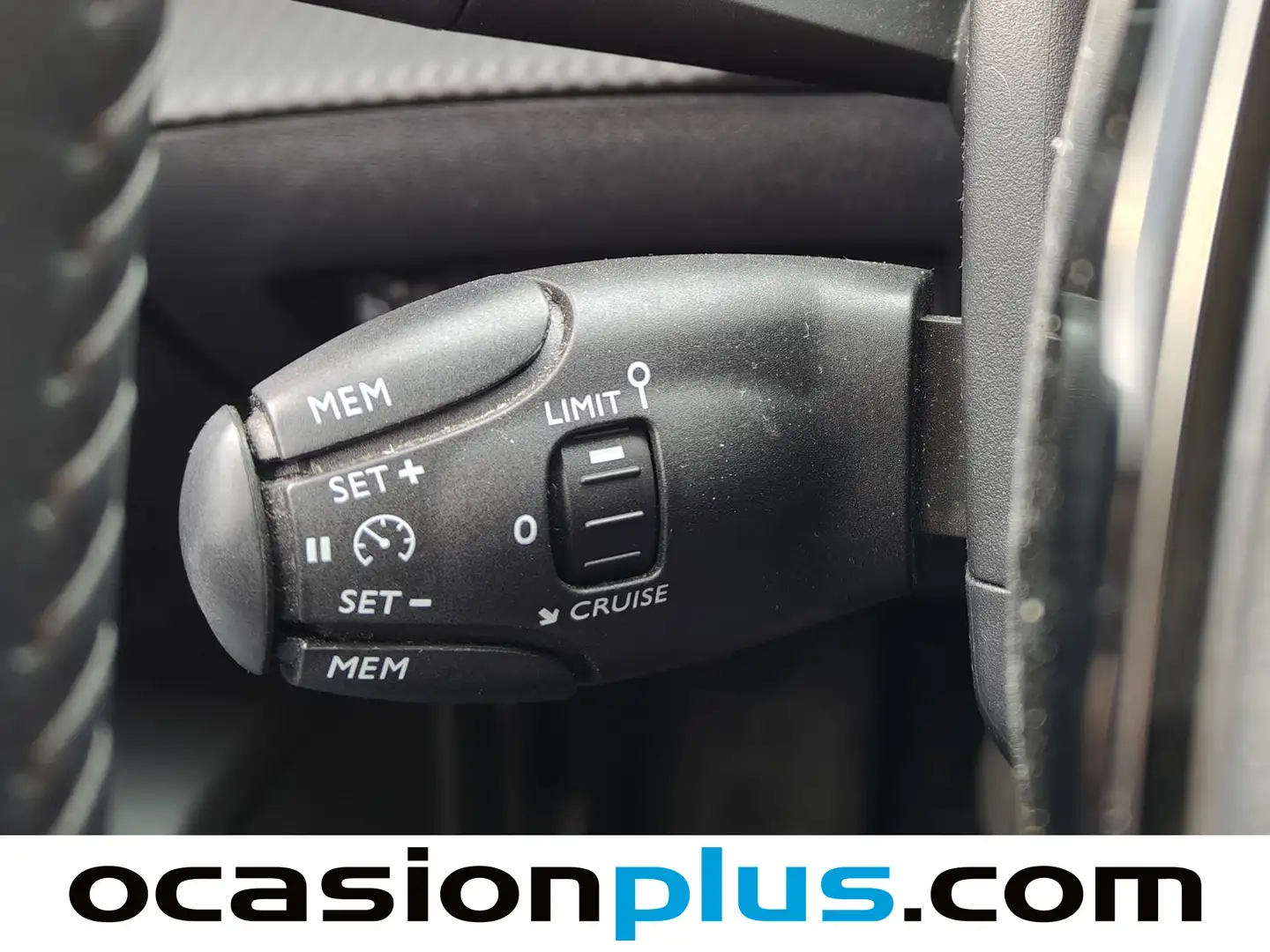 Foto Peugeot 2008 Peugeot 2008 PureTech 130 S&S Allure Pack (130 CV)