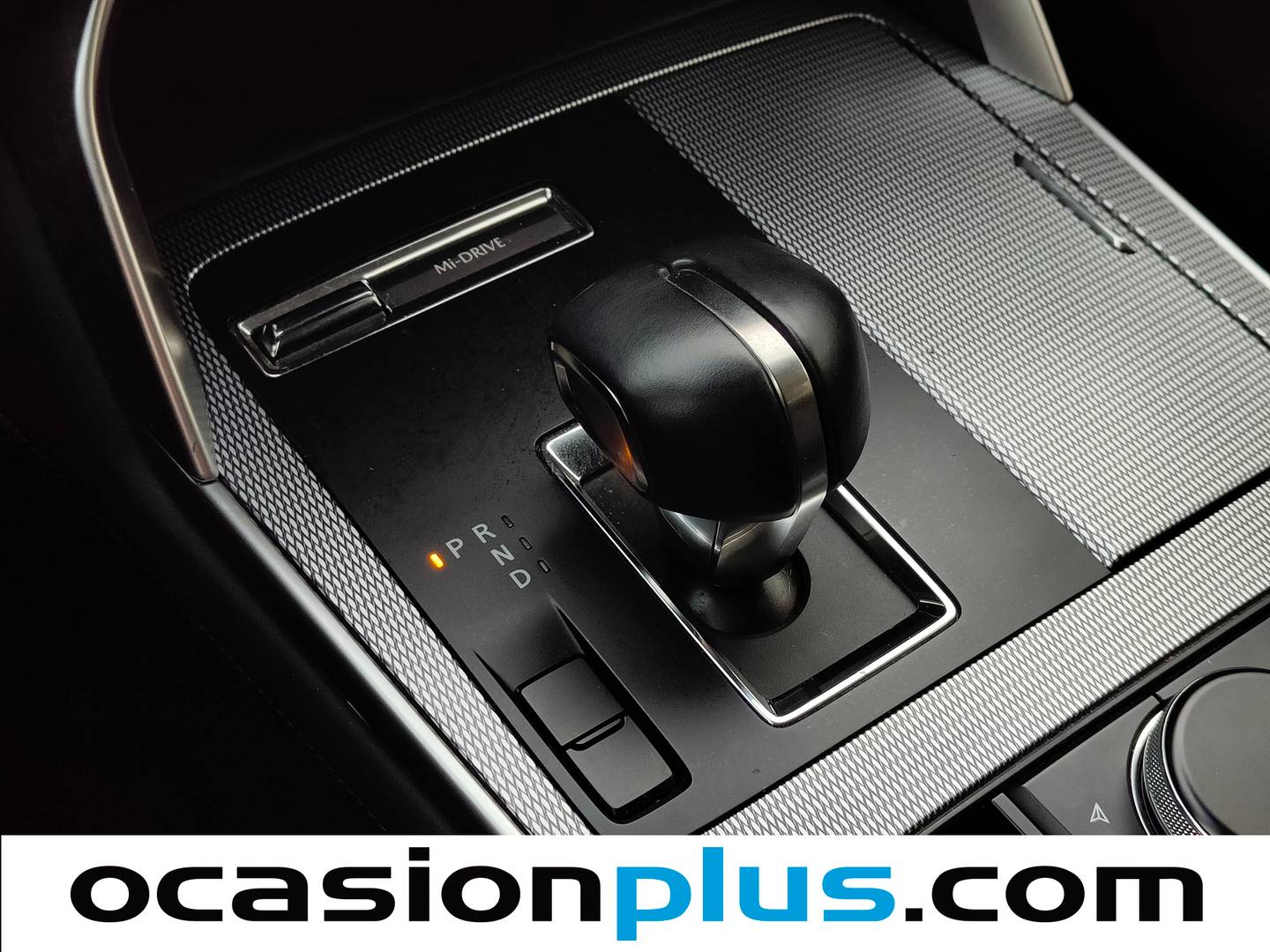 Foto Mazda CX-60 Mazda CX-60 3.3 e-Skyactiv D MHEV Exclusi-Line 8AT (200 CV)