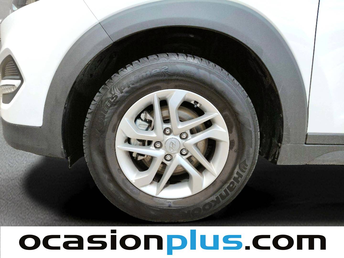 Paquetes del Hyundai Tucson Hyundai Tucson 1.6 GDI BlueDrive Essence 4x2 (131 CV)