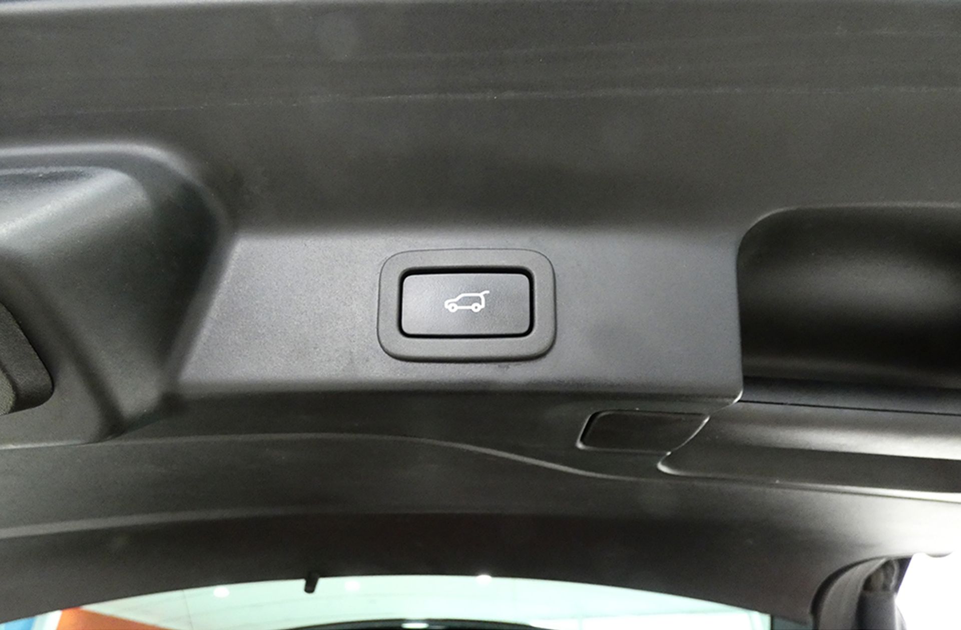 Jaguar F-Pace 2.0L i4D Prestige AWD - foto 20