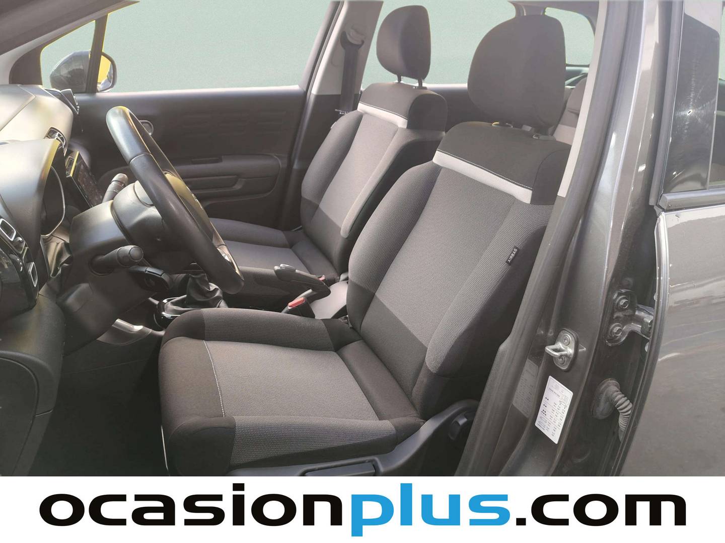 Foto Citroën C3 Aircross Citroen C3 Aircross PureTech 110 S&S Shine  (110 CV)