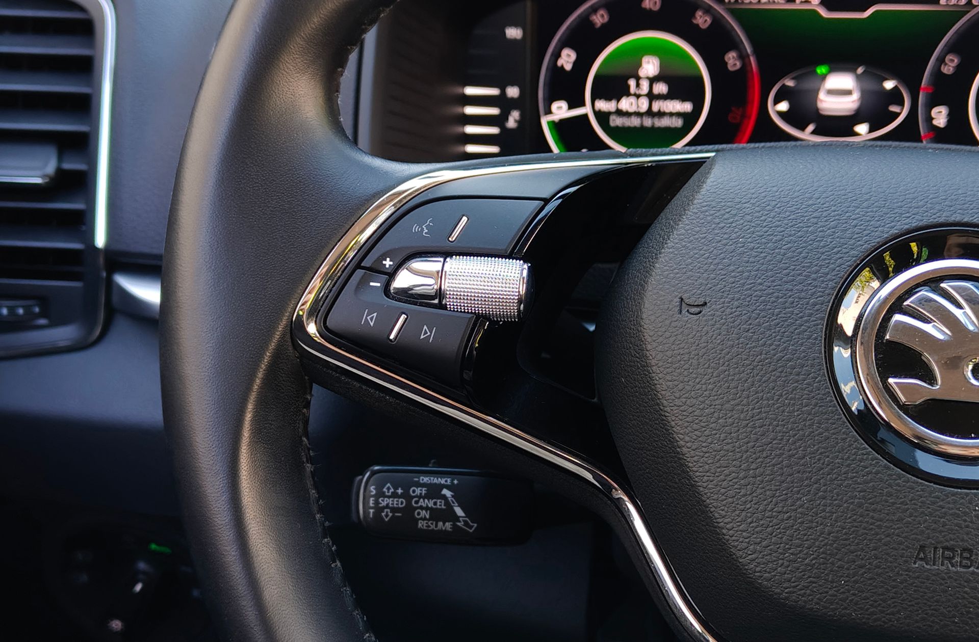 Škoda Karoq 1.5 TSI ACT 125 Aniversario DSG - foto 27