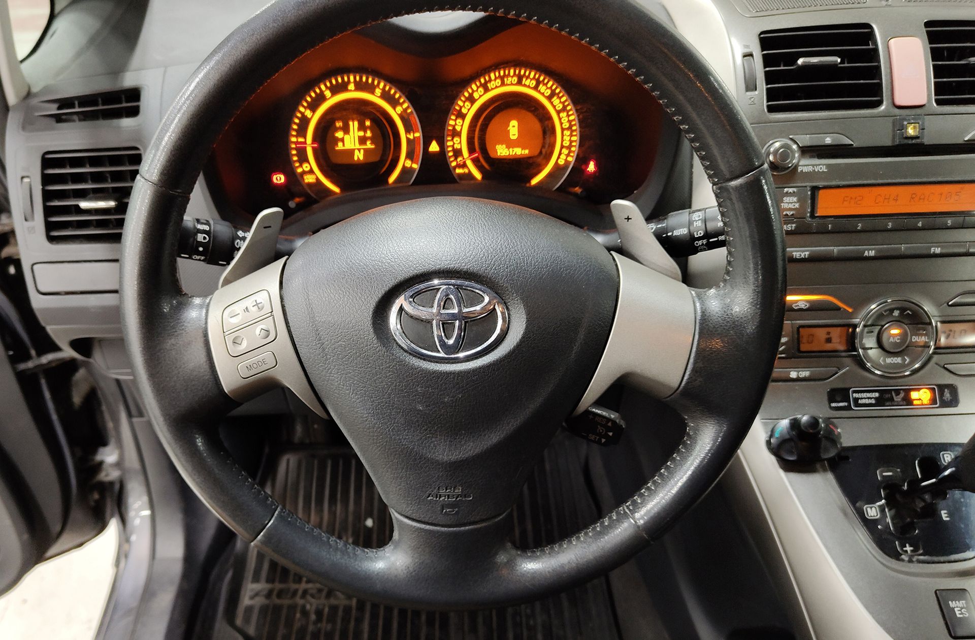 Toyota Auris 1.6 VVT-I Dual Sol M/M - foto 19